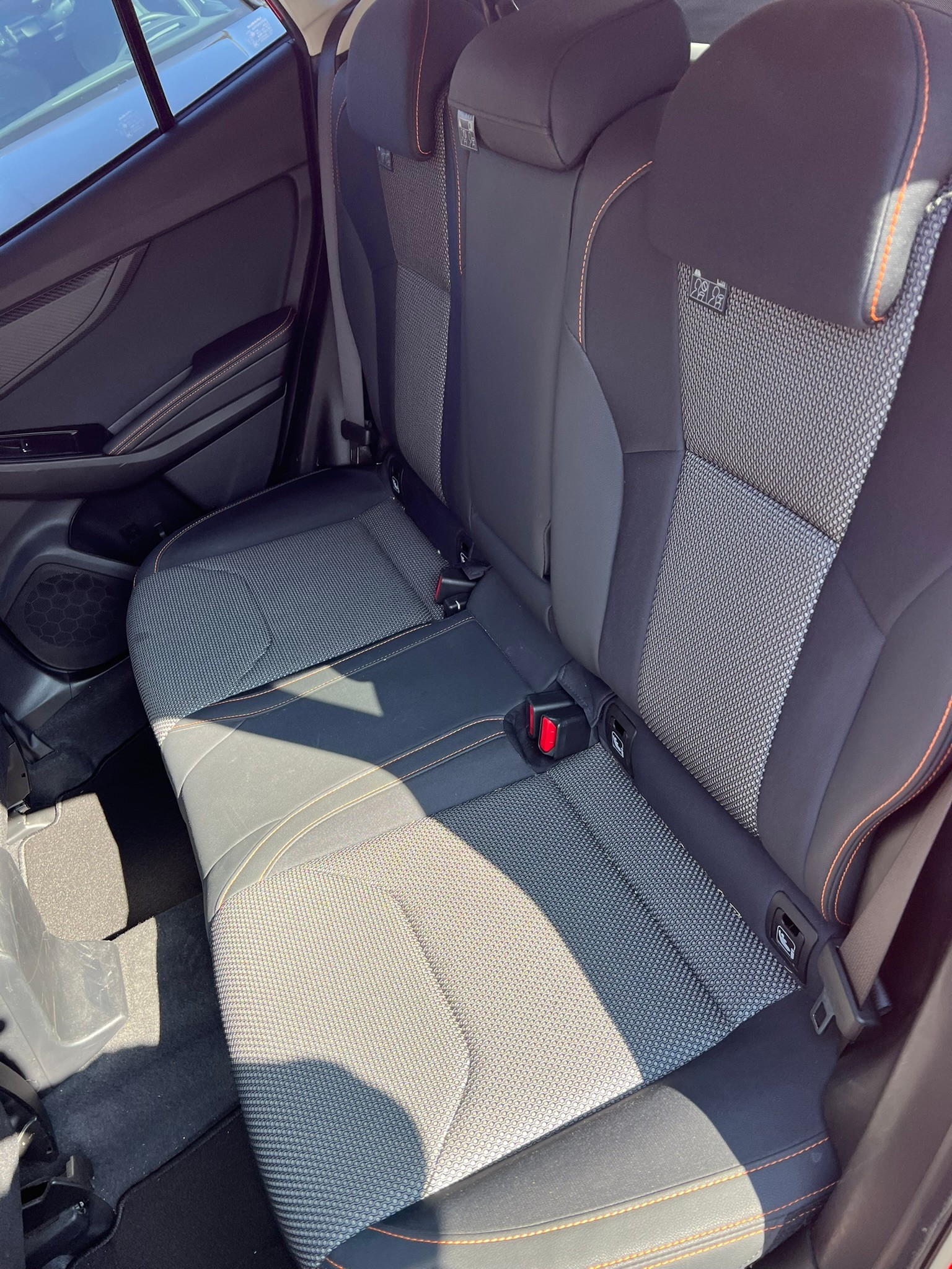 SUBARU XV 1.6 Swiss Edition AWD CVT-image-9