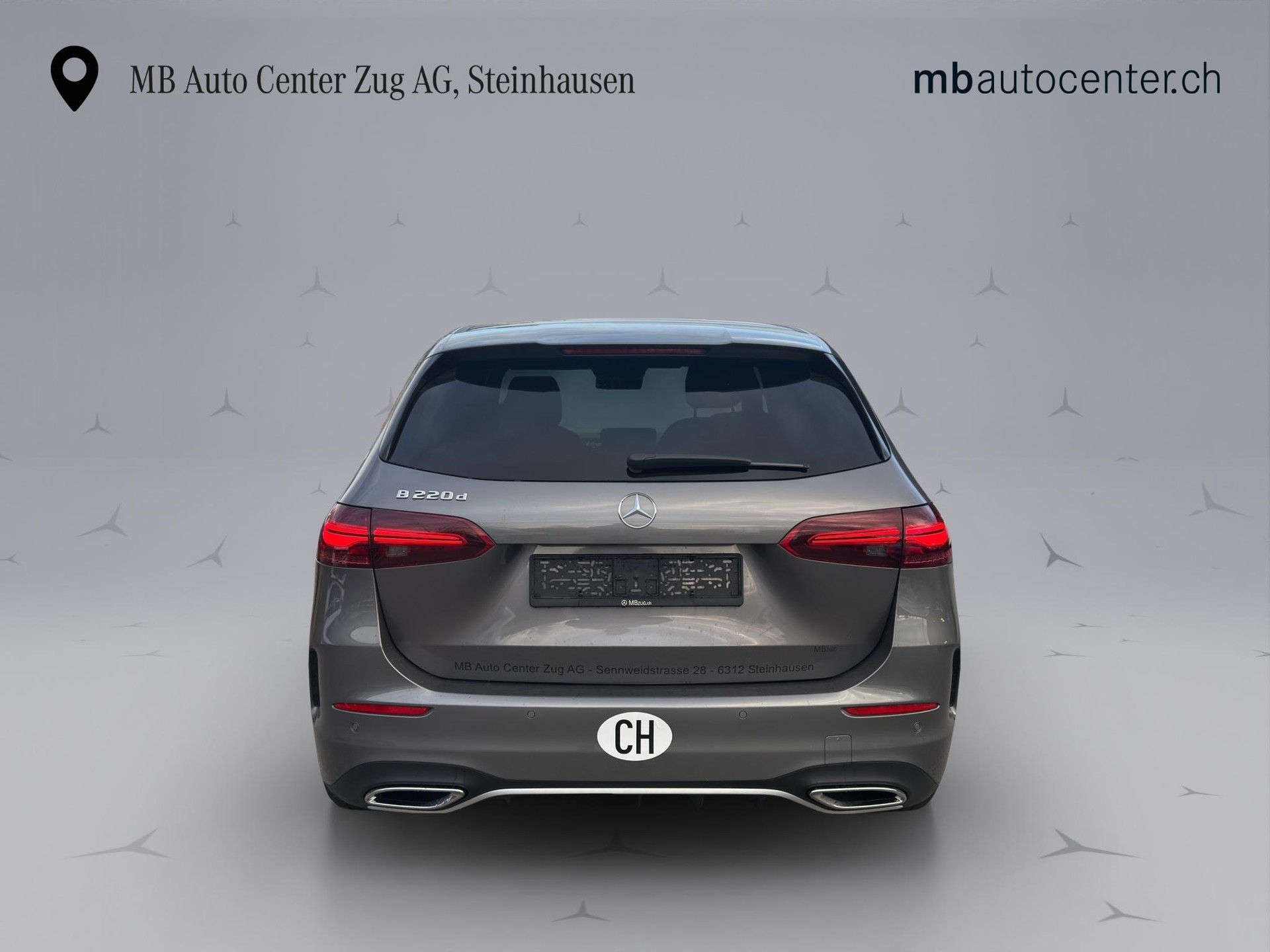 MERCEDES-BENZ B 220 d AMG Line-image-4