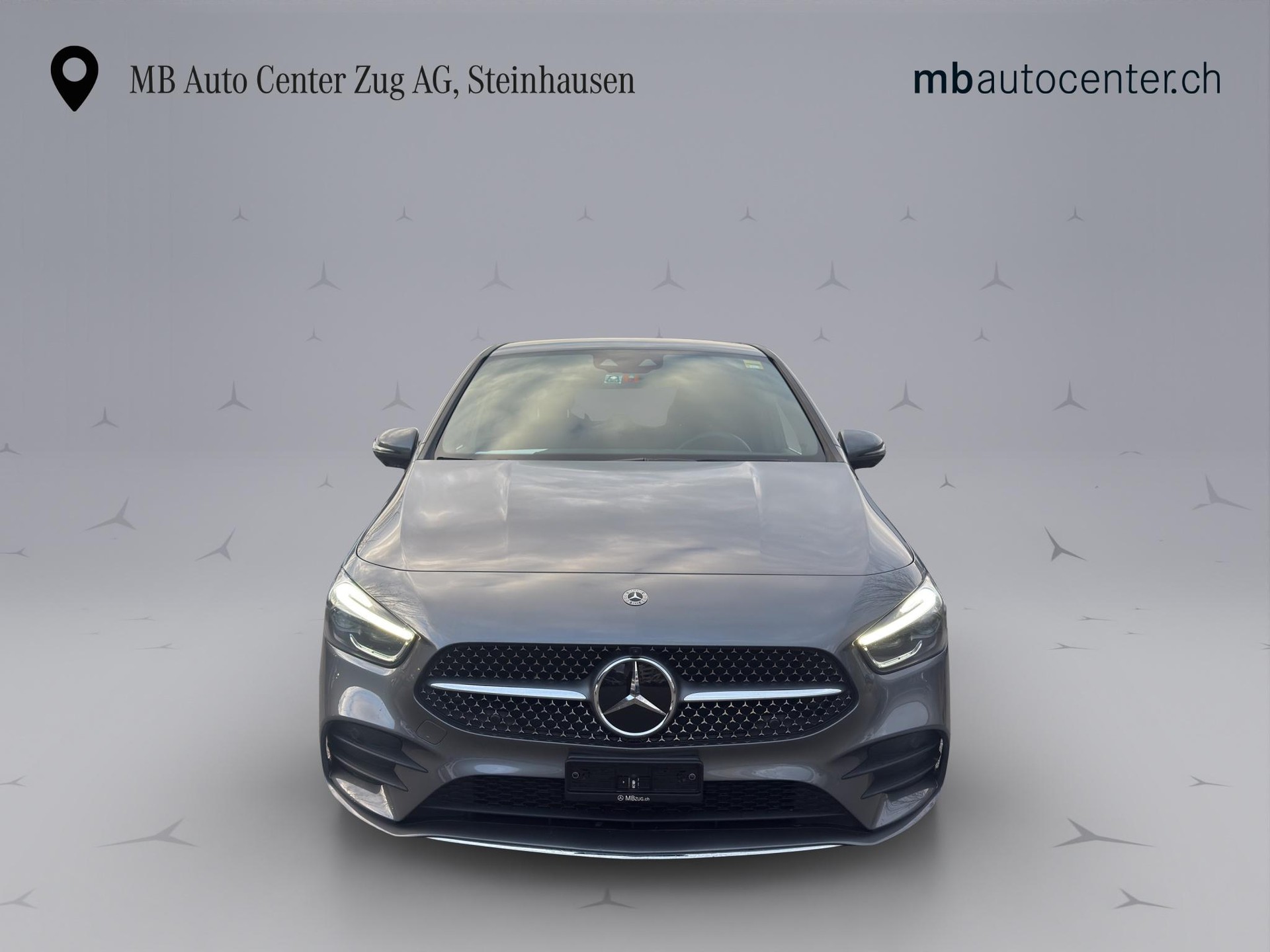 MERCEDES-BENZ B 220 d AMG Line-image-8