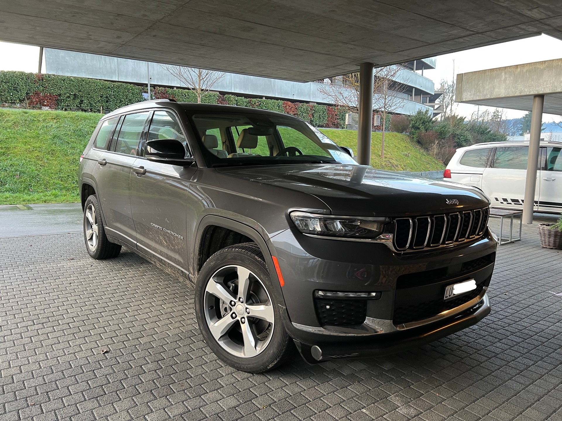 JEEP Jeep Grand Cherokee L 3.6 V6 Limited 4x4 7-Sitzer-image-3