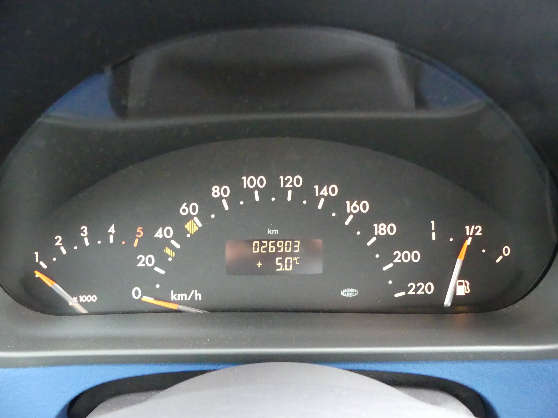 MERCEDES-BENZ A 160 CDI Elégance 45 Km/h-image-8