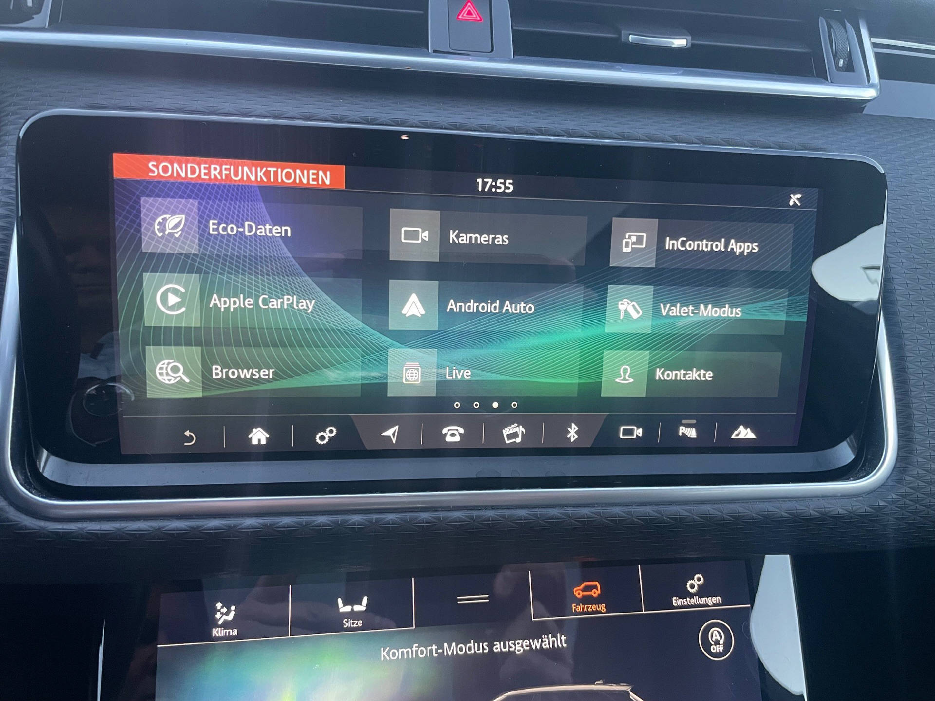 LAND ROVER Range Rover Velar 2.0 T SE-image-12