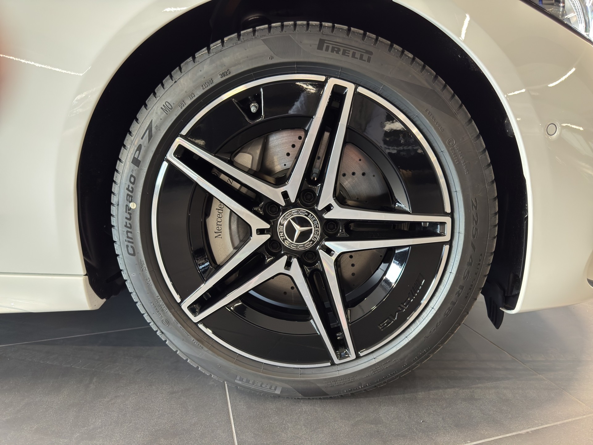 MERCEDES-BENZ C 220 d T 4 Matic Swiss Star-image-6