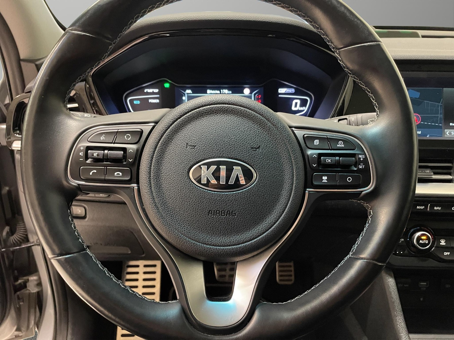 KIA Niro 1.6 GDi Plug-in Hybrid Style-image-4