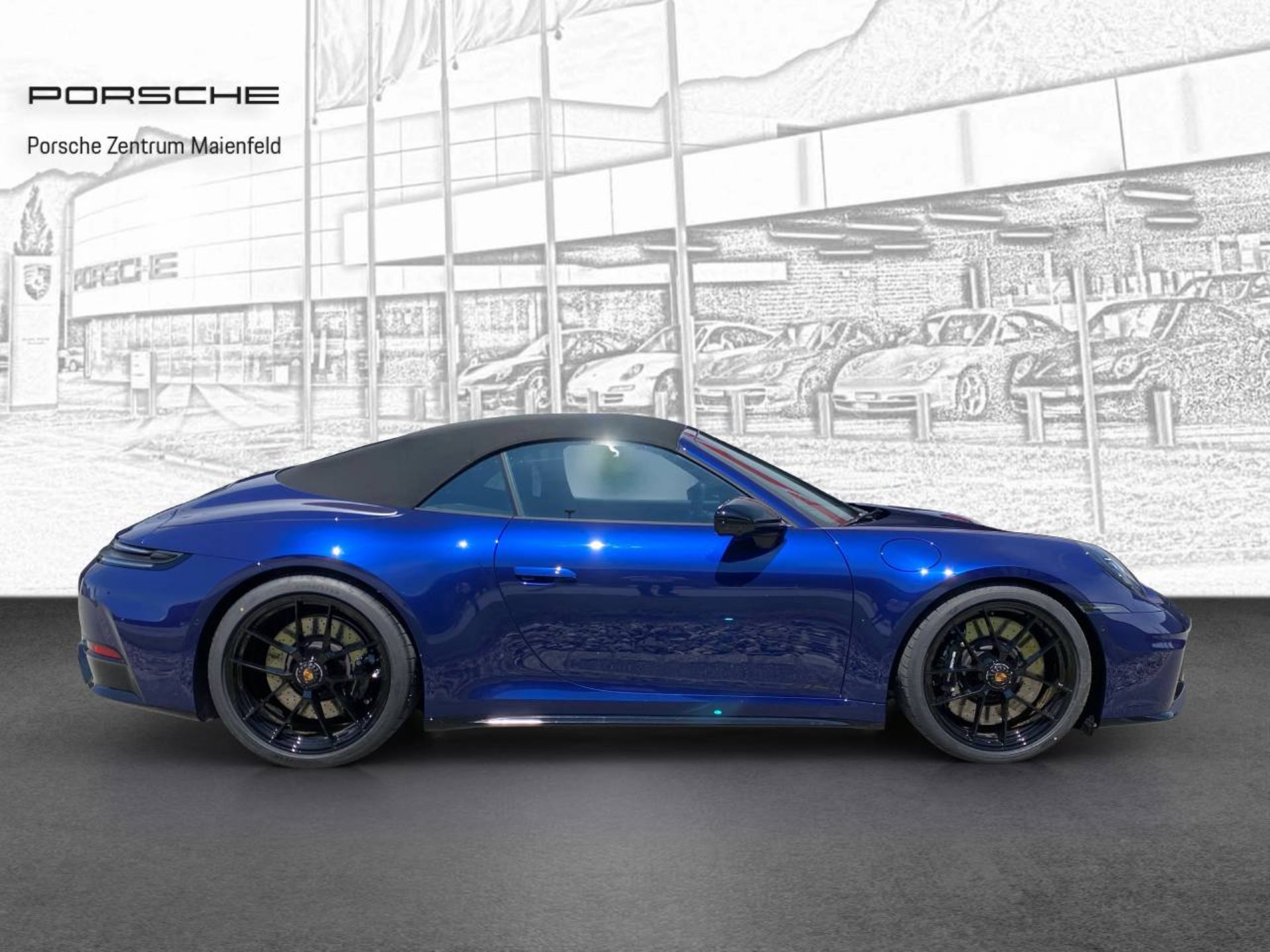PORSCHE 911 Carrera 4 GTS Cabriolet-image-7