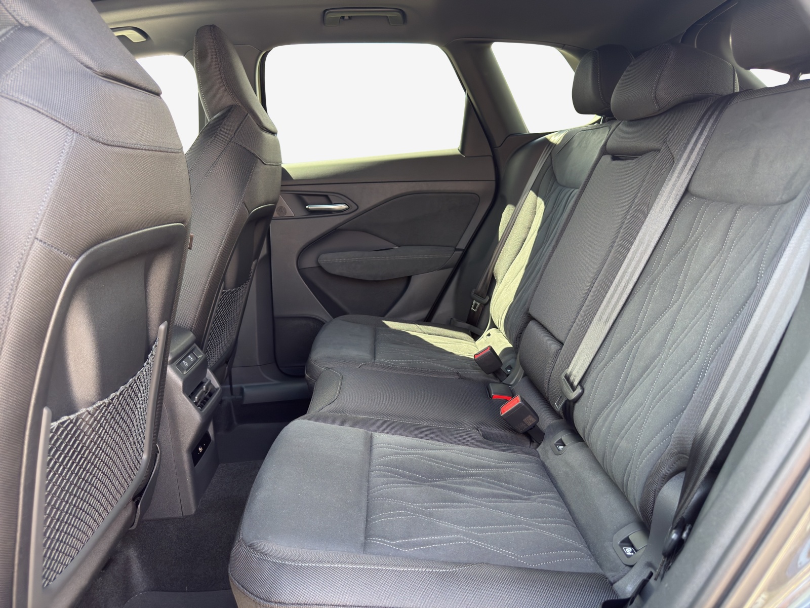 AUDI Q3 SUV 110 kW TFSI S tronic-image-13