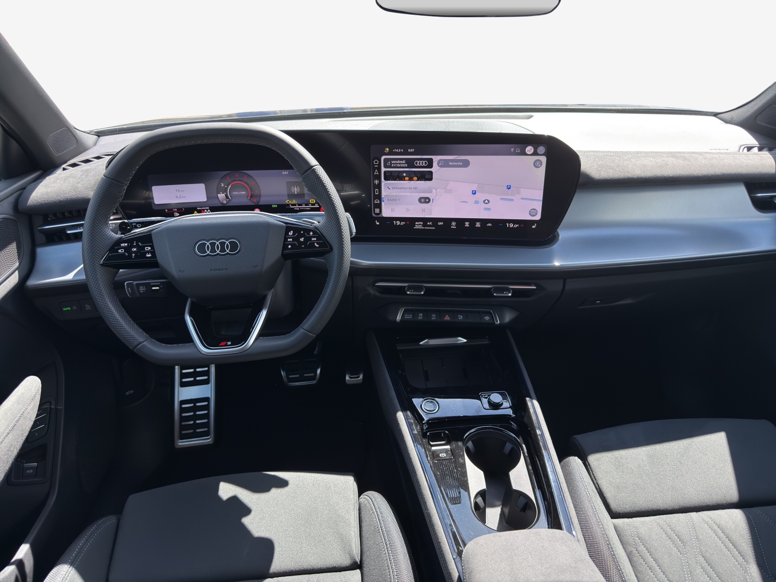 AUDI Q3 SUV 110 kW TFSI S tronic-image-10