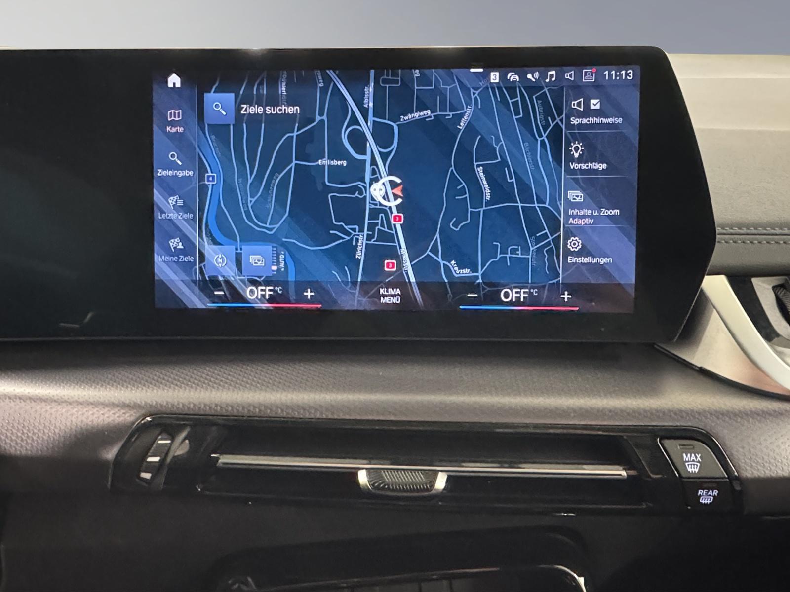 BMW 218i Active Tourer-image-18
