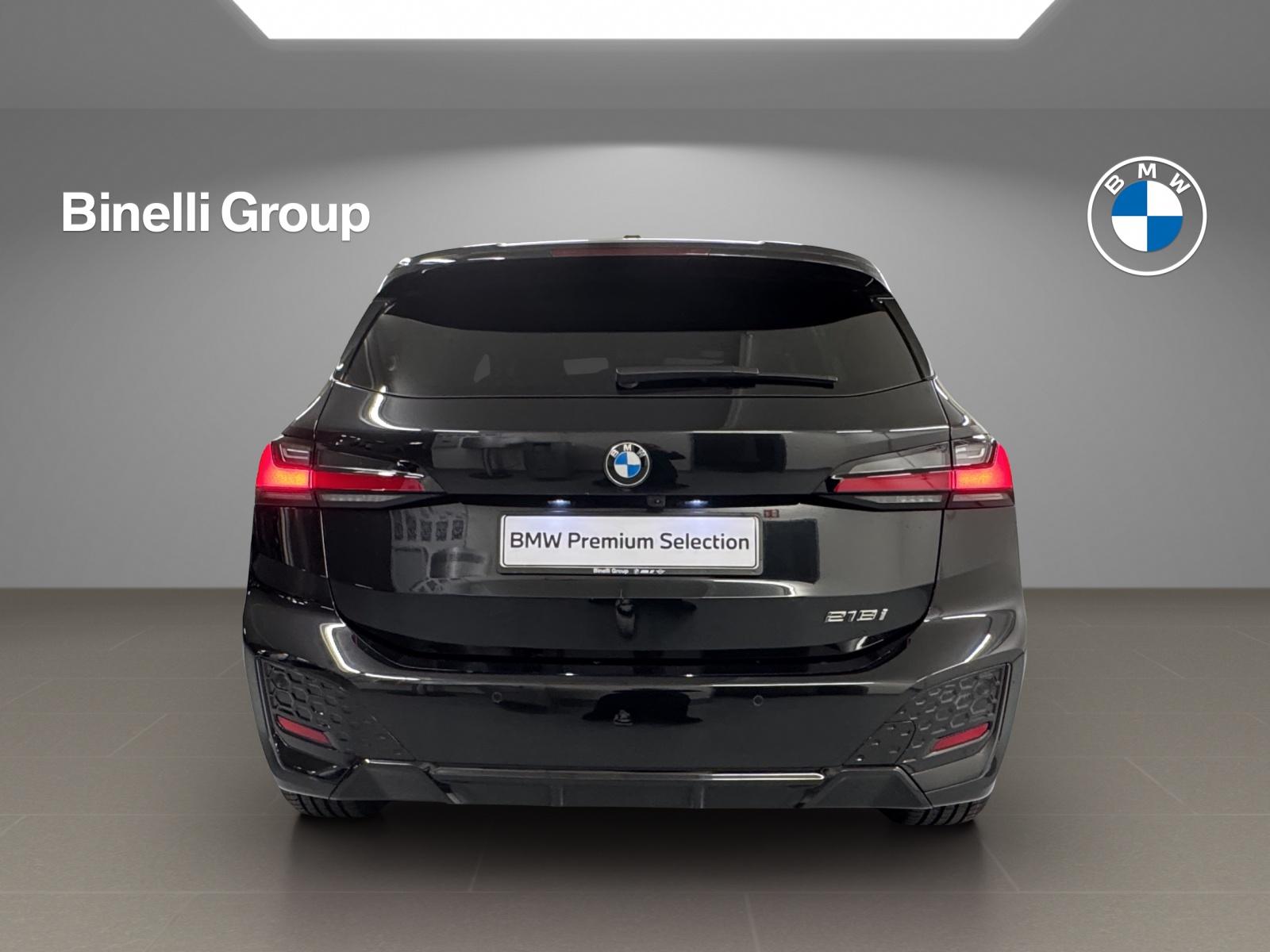 BMW 218i Active Tourer-image-3
