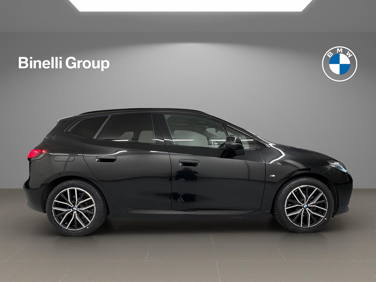 BMW 218i Active Tourer-image-5