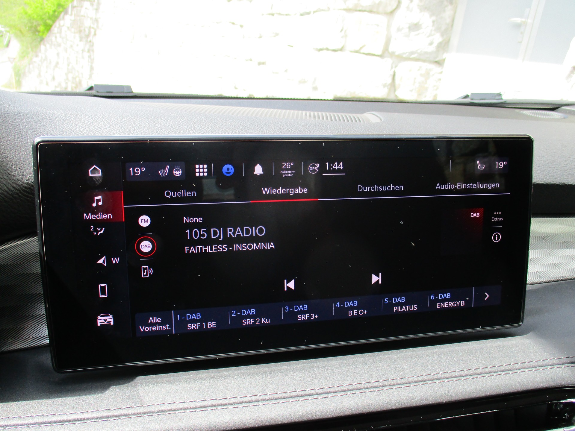 ALFA ROMEO Tonale 1.3 Plug-in-Hybrid Q4 Ti Pack Premium Sky-image-11