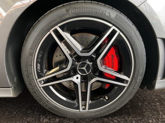 MERCEDES-BENZ A 35 AMG 4Matic-image-7
