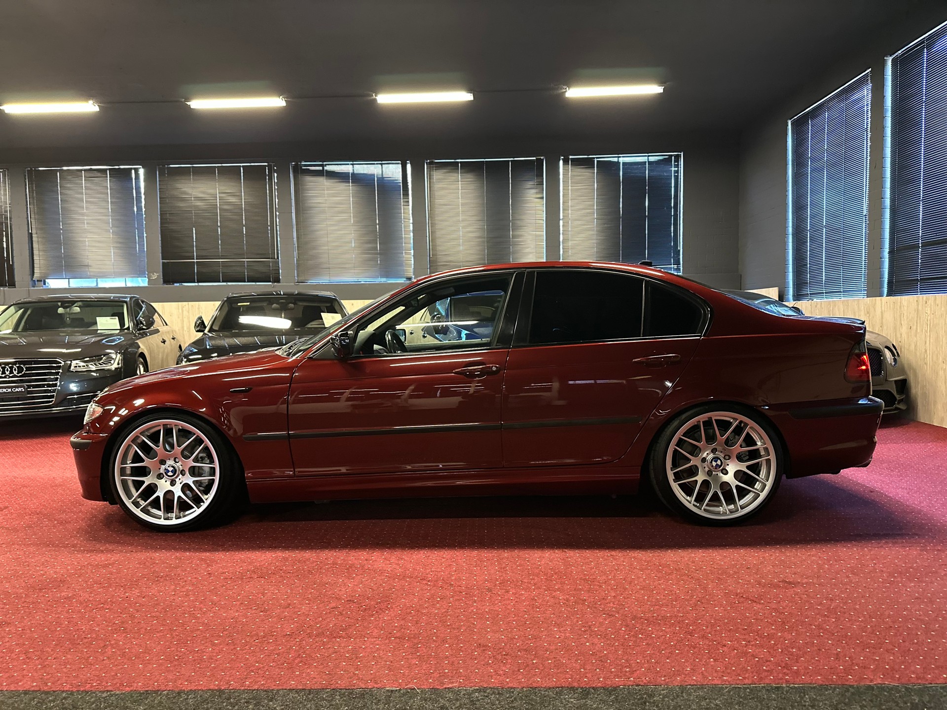 BMW 330xi / Schaltgetriebe / M-Sport Paket / Neu Lackiert / Frisch ab ü4000,- CHF Service-image-9
