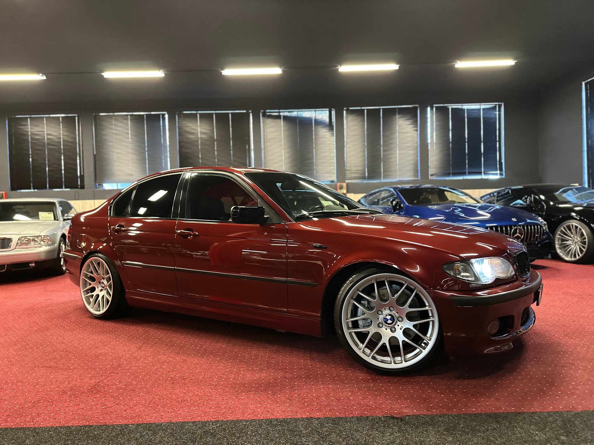 BMW 330xi / Schaltgetriebe / M-Sport Paket / Neu Lackiert / Frisch ab ü4000,- CHF Service-image-2