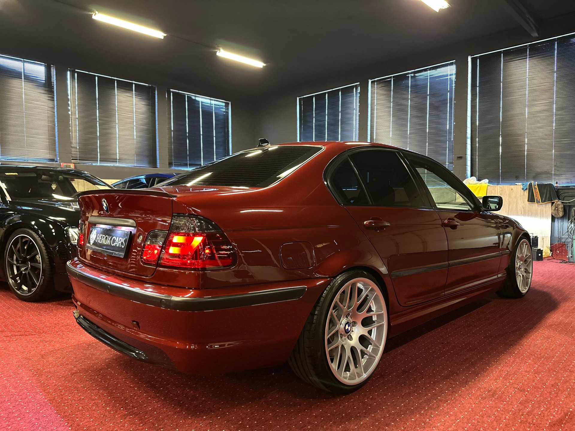 BMW 330xi / Schaltgetriebe / M-Sport Paket / Neu Lackiert / Frisch ab ü4000,- CHF Service-image-5