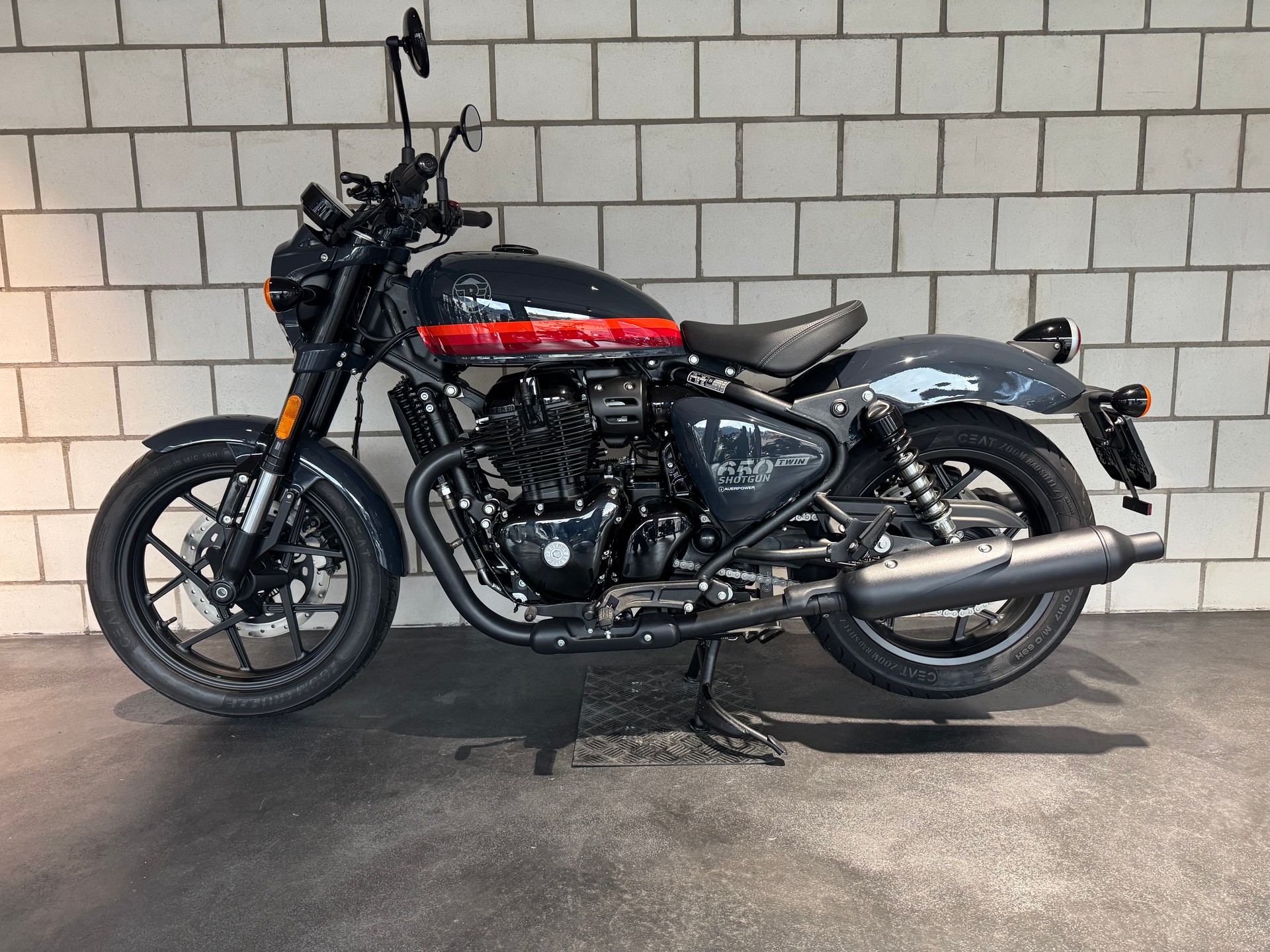 ROYAL ENFIELD SHOTGUN "SUNSET"-showroom-element-1