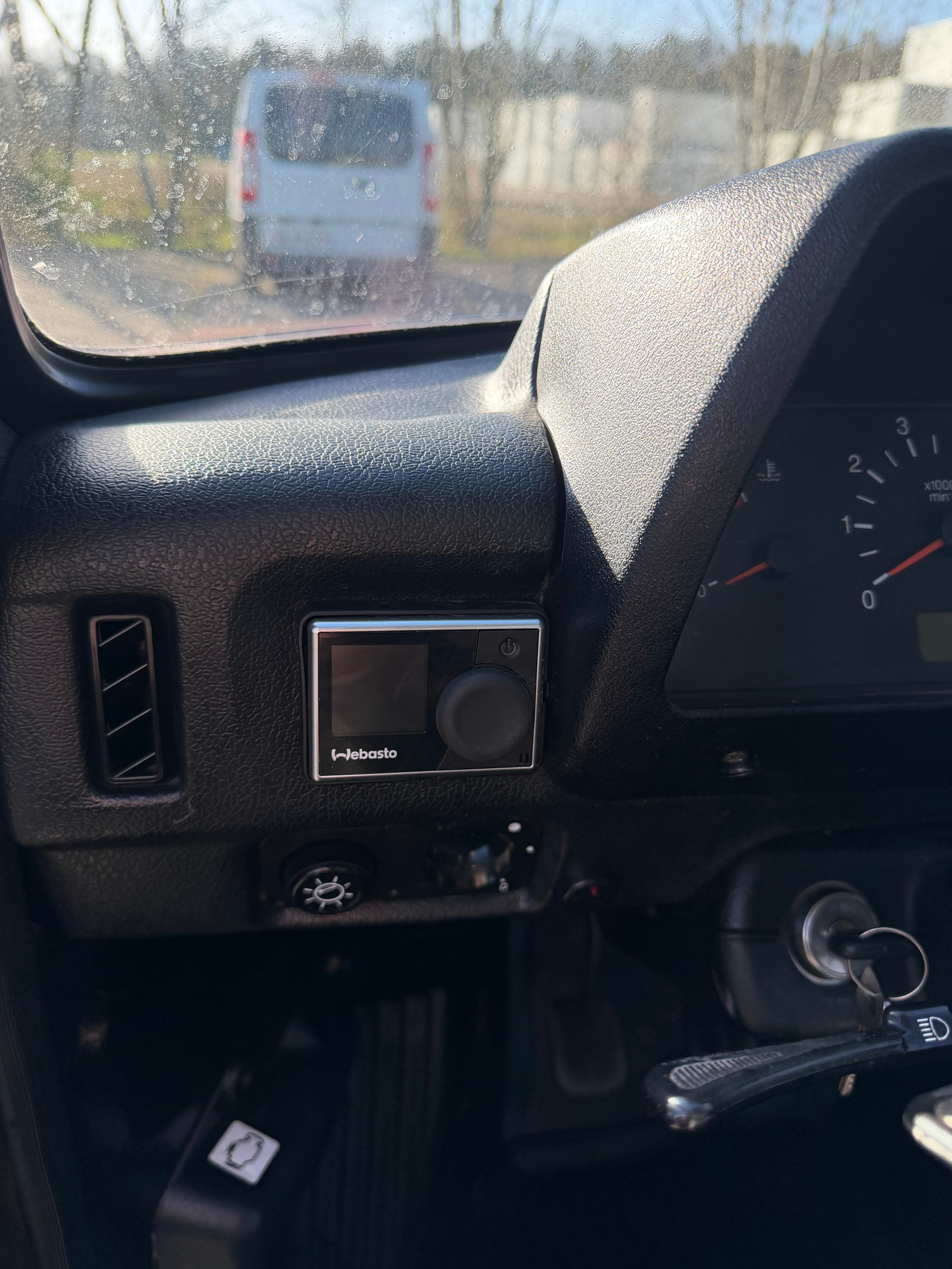 LADA Niva M Classic 4x4 1.7i-image-8