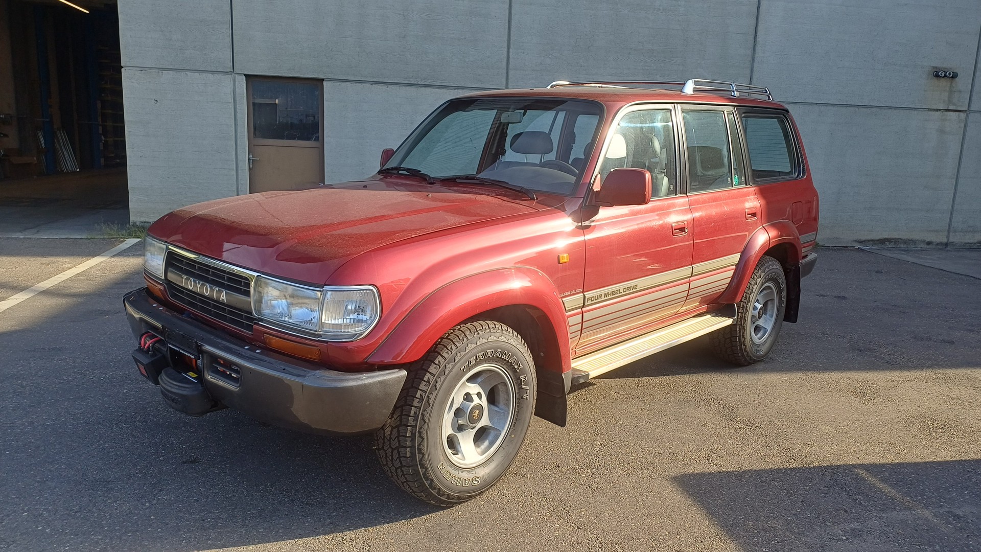 TOYOTA FZJ80L VX Super Saloon