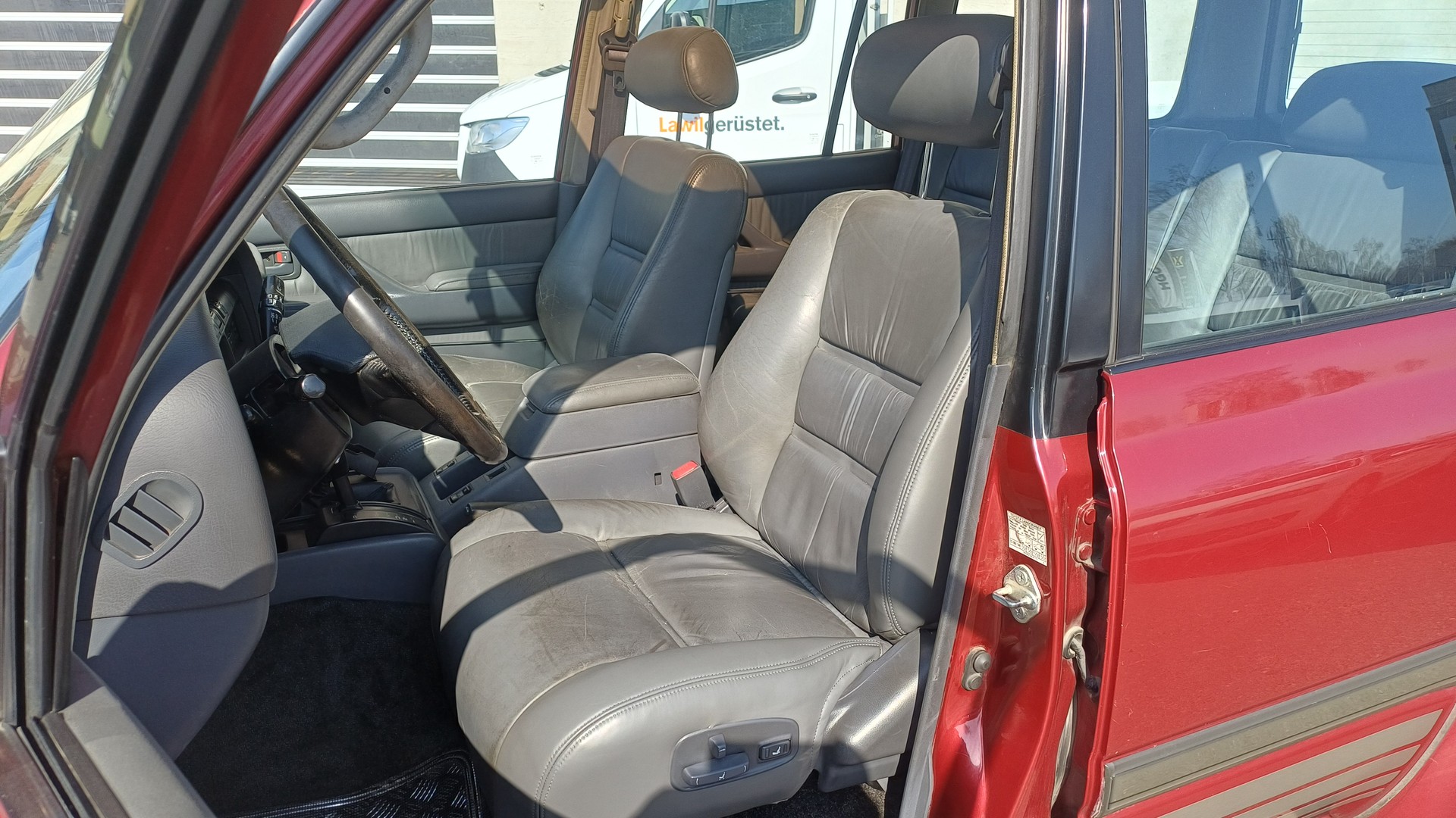TOYOTA FZJ80L VX Super Saloon-image-9