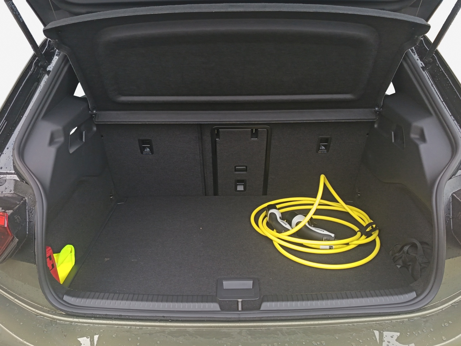 VW Modello speciale United-image-12