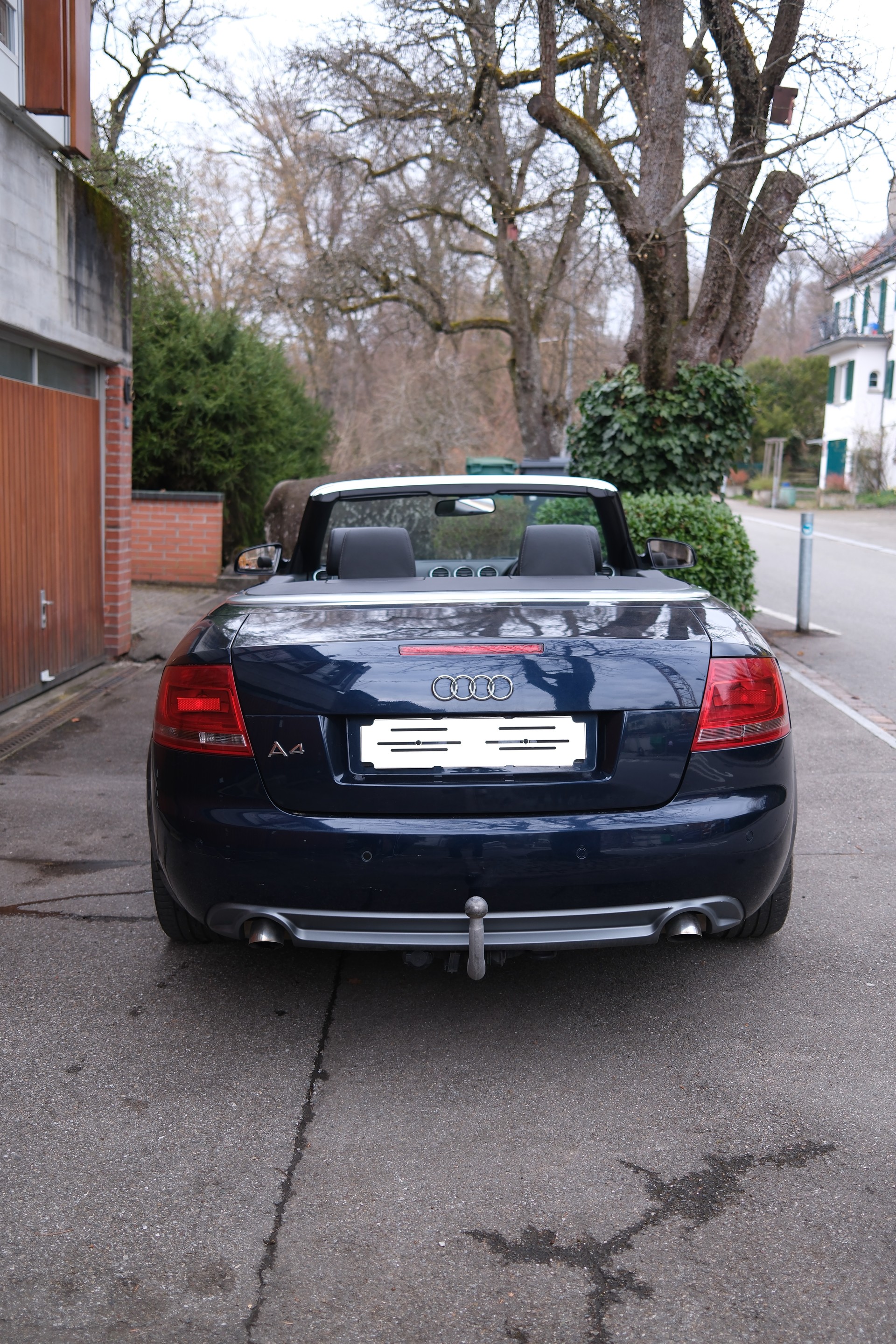 AUDI A4 Cabriolet 3.0 TDI quattro S line-image-4