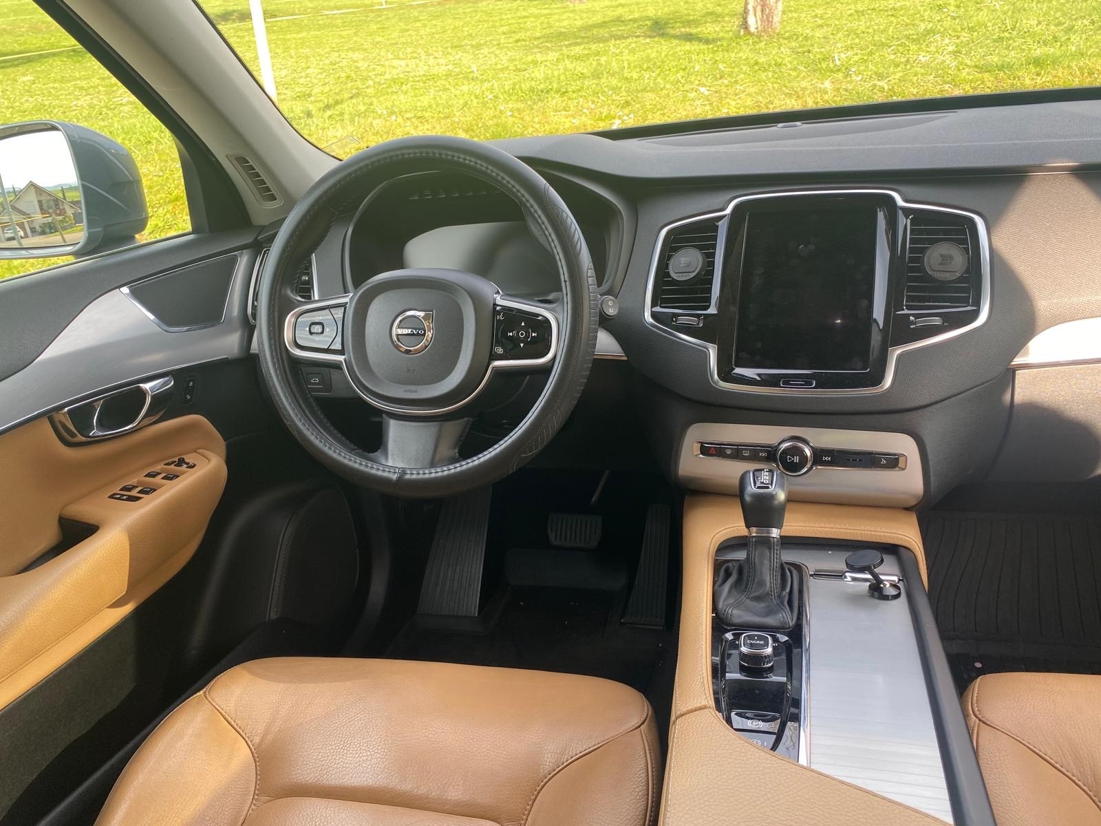 VOLVO XC90 D5 AWD Inscription Geartronic-image-8
