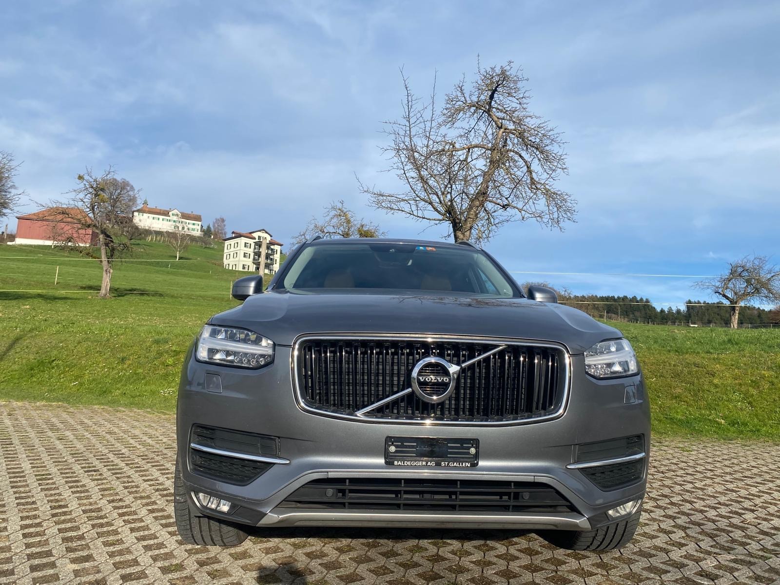 VOLVO XC90 D5 AWD Inscription Geartronic-image-6