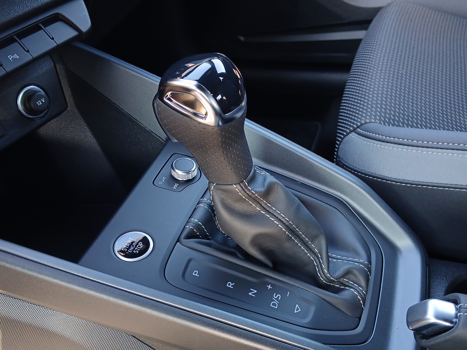 AUDI A1 Sportback 30 TFSI Attraction S-tronic-image-11