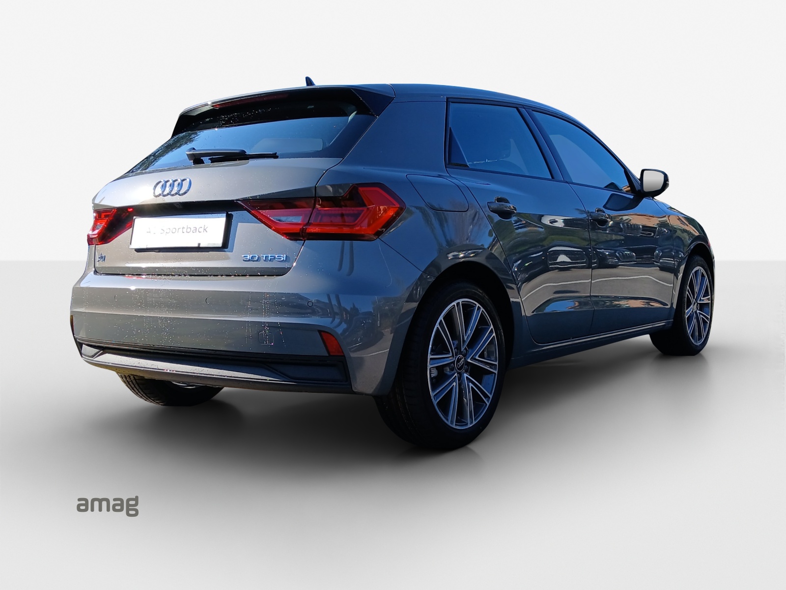 AUDI A1 Sportback 30 TFSI Attraction S-tronic-image-3
