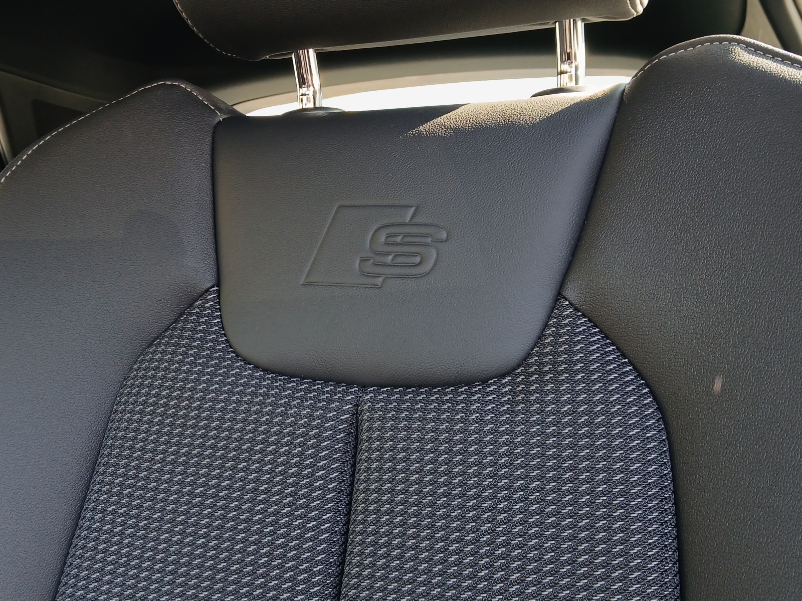 AUDI A1 Sportback 30 TFSI Attraction S-tronic-image-14