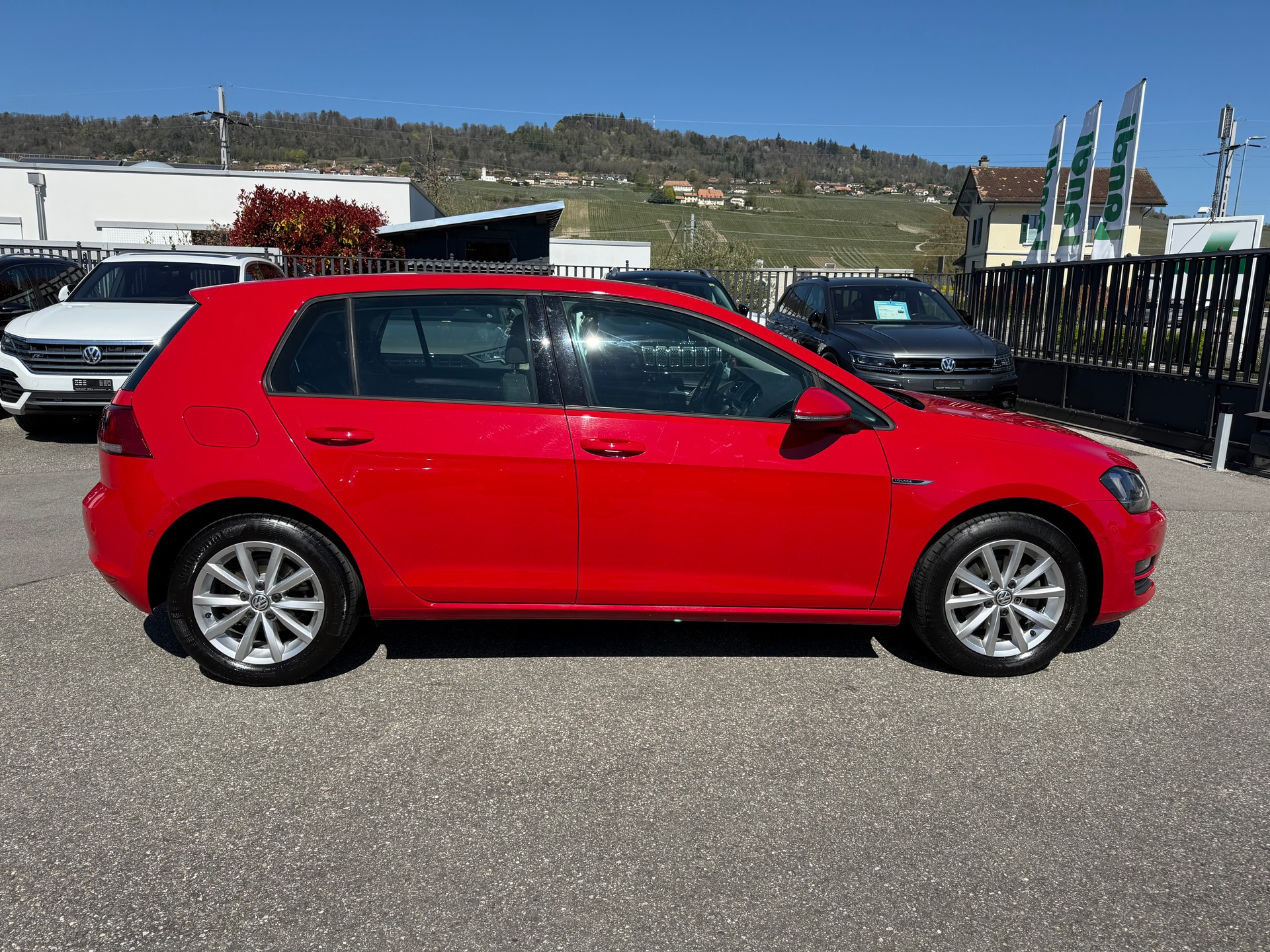 VW Golf 1.2 TSI Lounge DSG-image-5