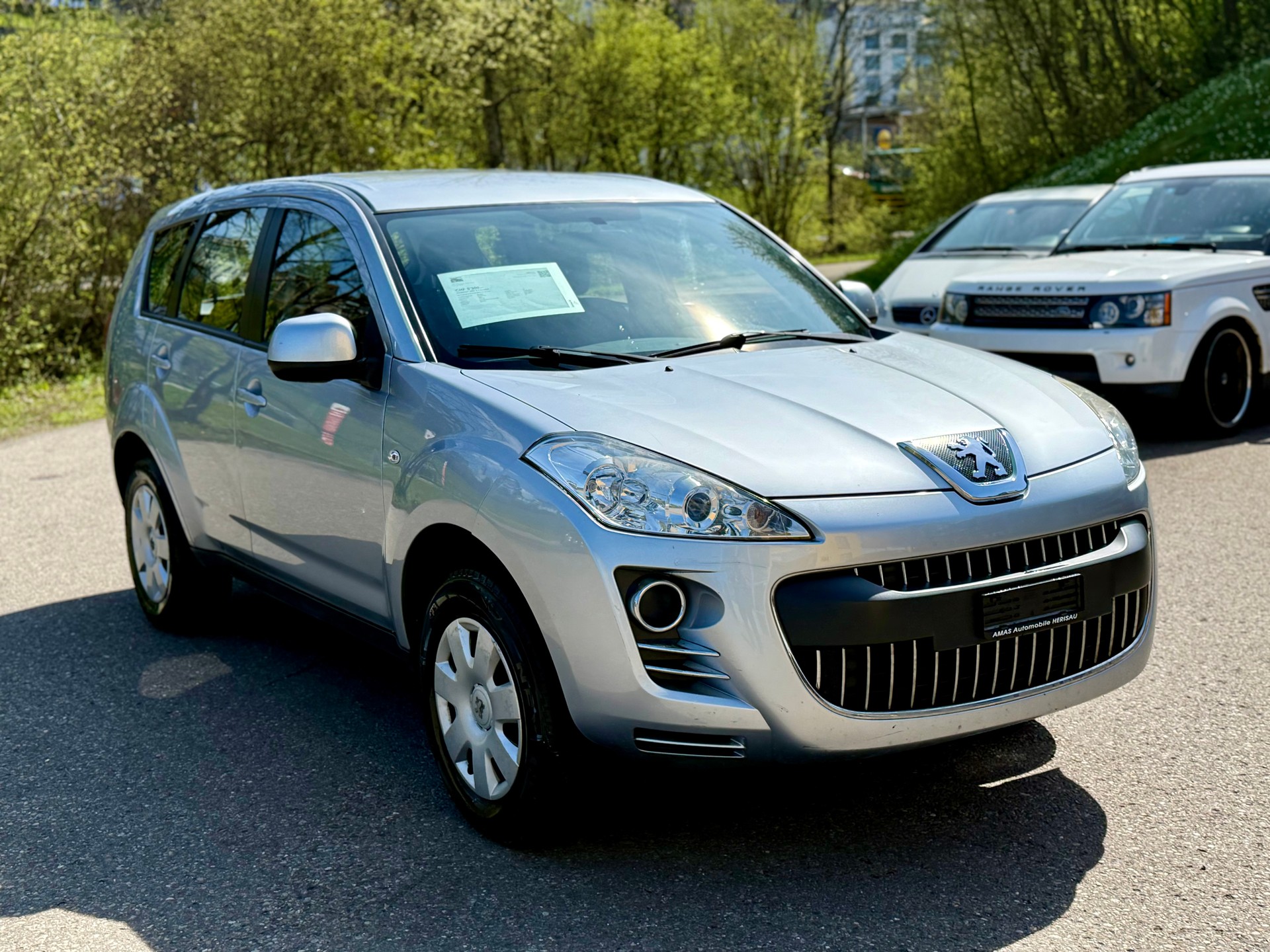 PEUGEOT 4007 2.4 Confort-image-2