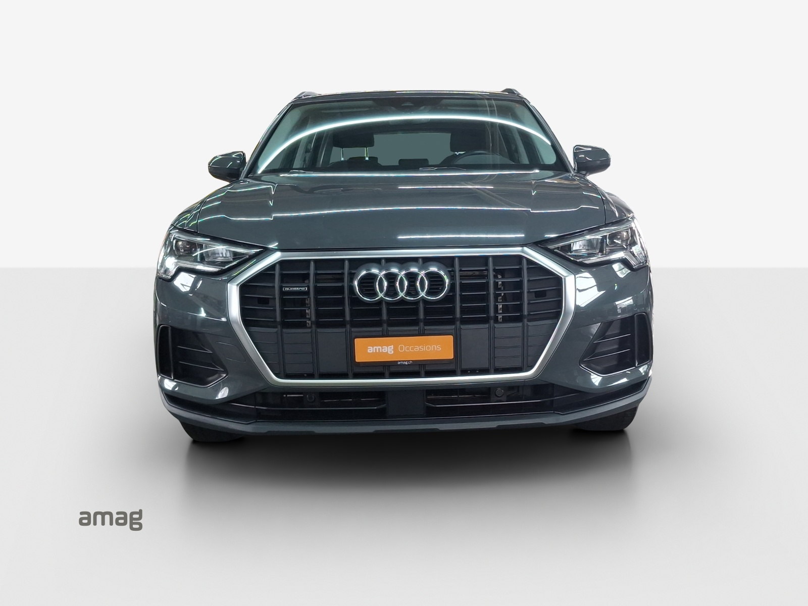 AUDI Q3 40 TDI Attraction quattro S-tronic-image-6