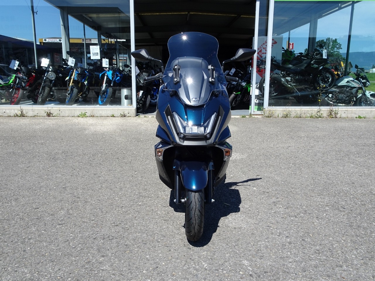KYMCO Sky Town 125 Topcase-showroom-element-2