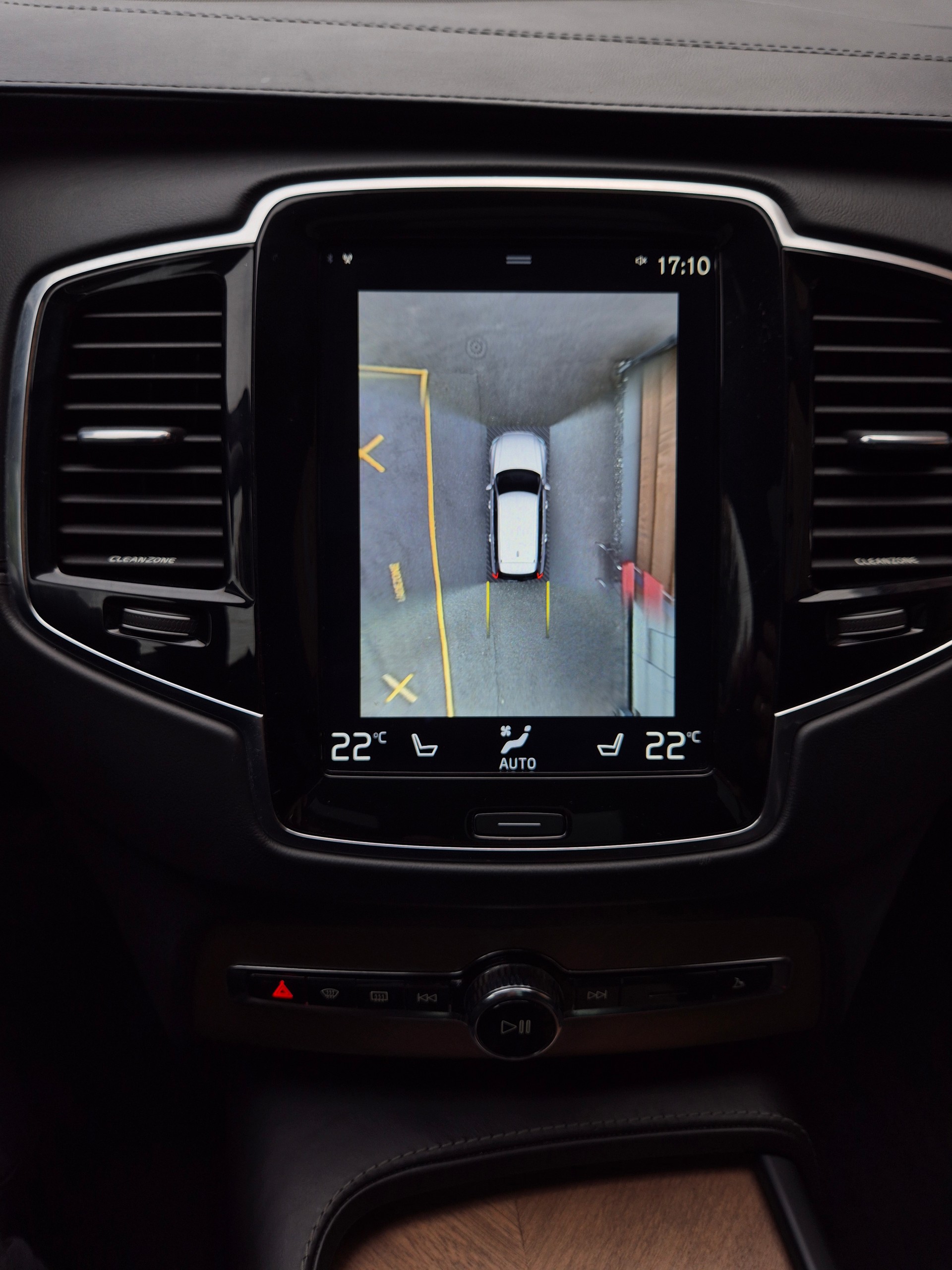 VOLVO XC90 T6 AWD Momentum Geartronic-image-15