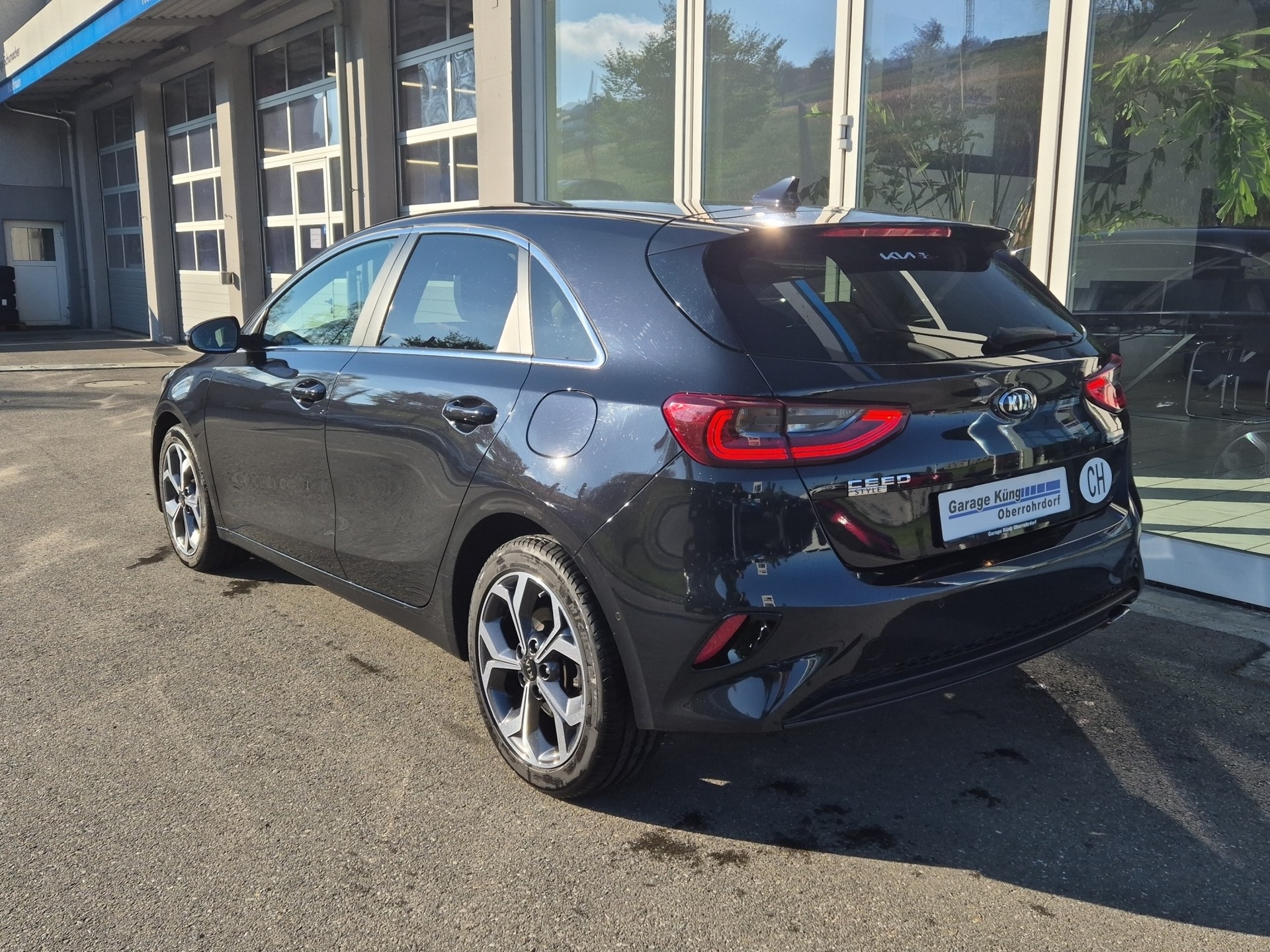 KIA Ceed 1.5 T-GDi MHEV Style DCT-showroom-element-3