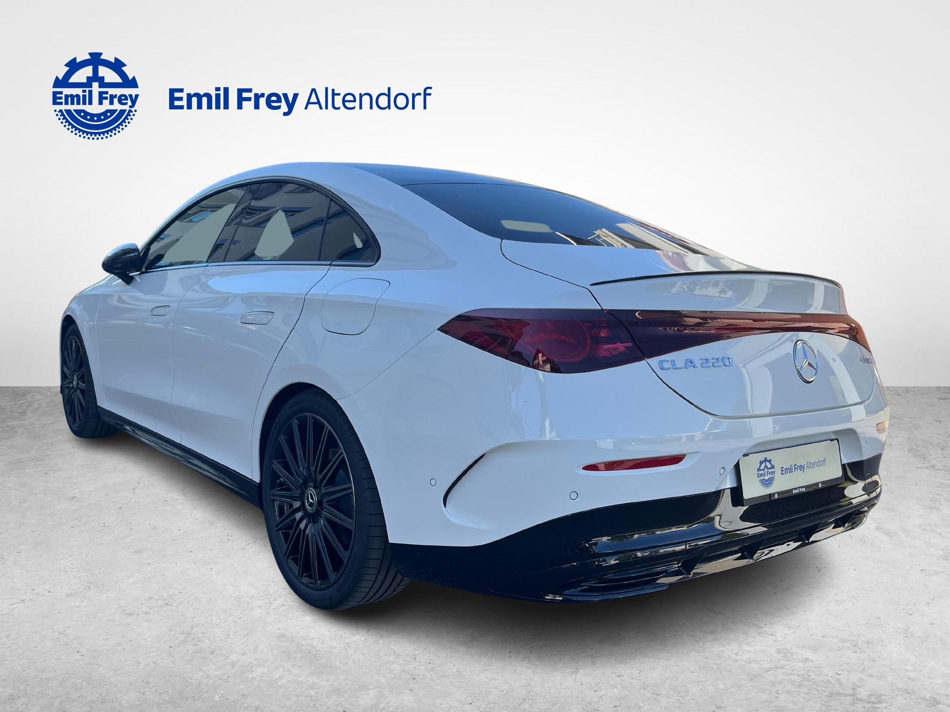 MERCEDES-BENZ CLA 220 4MATIC AMG Line-showroom-element-3