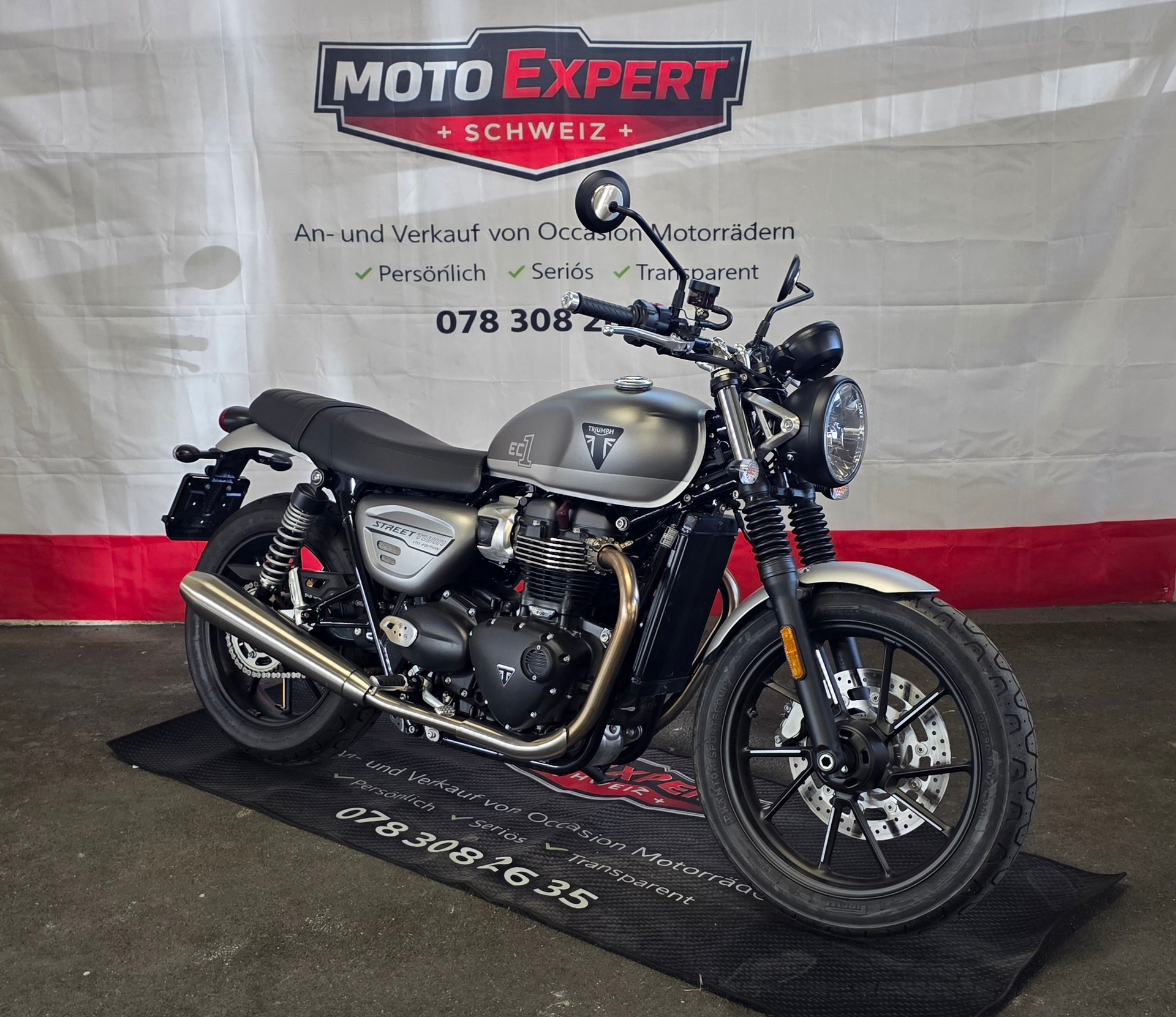 TRIUMPH Street Twin 900 Special Edition