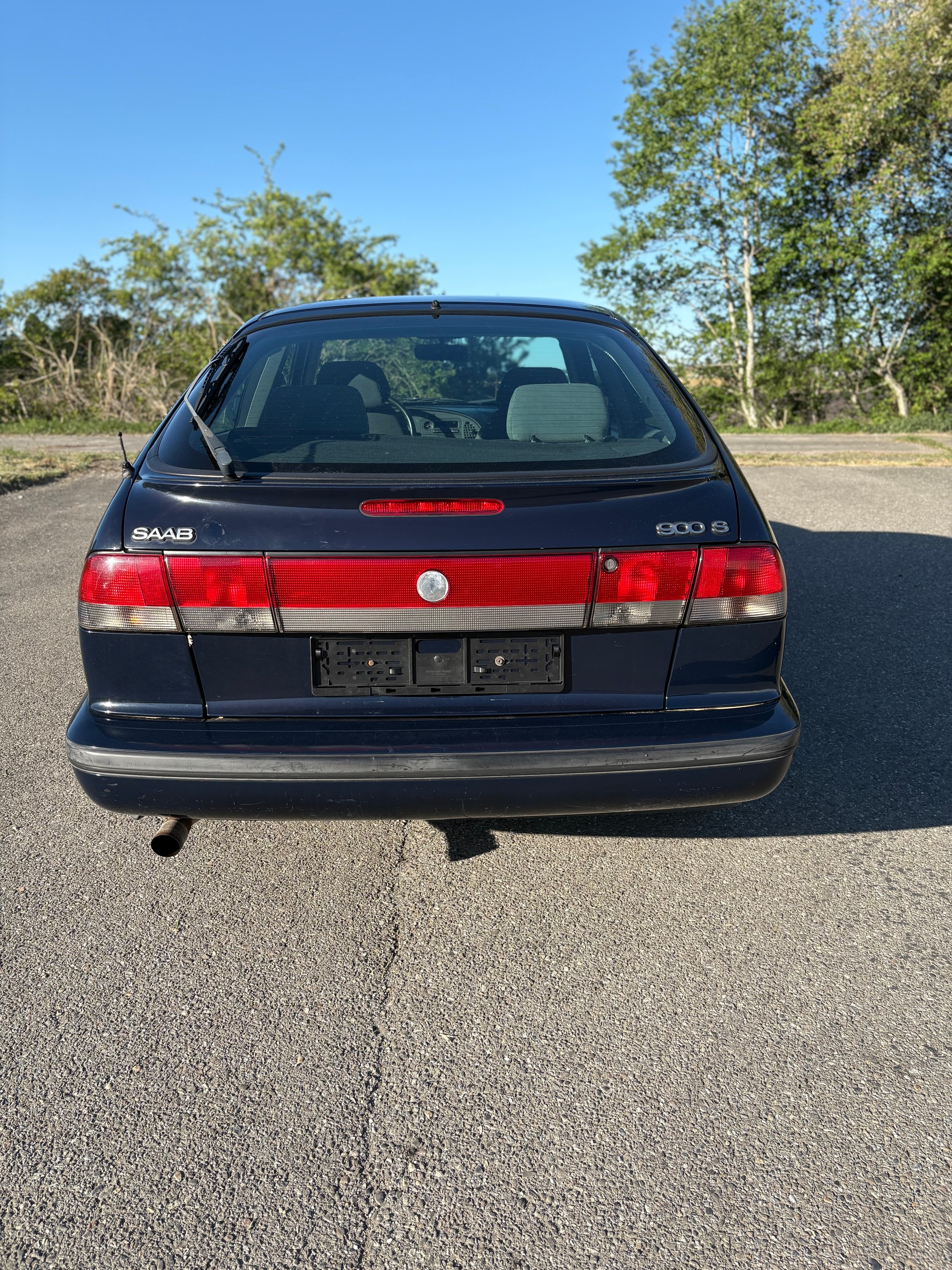 SAAB 900 S 2.0i-16-image-5