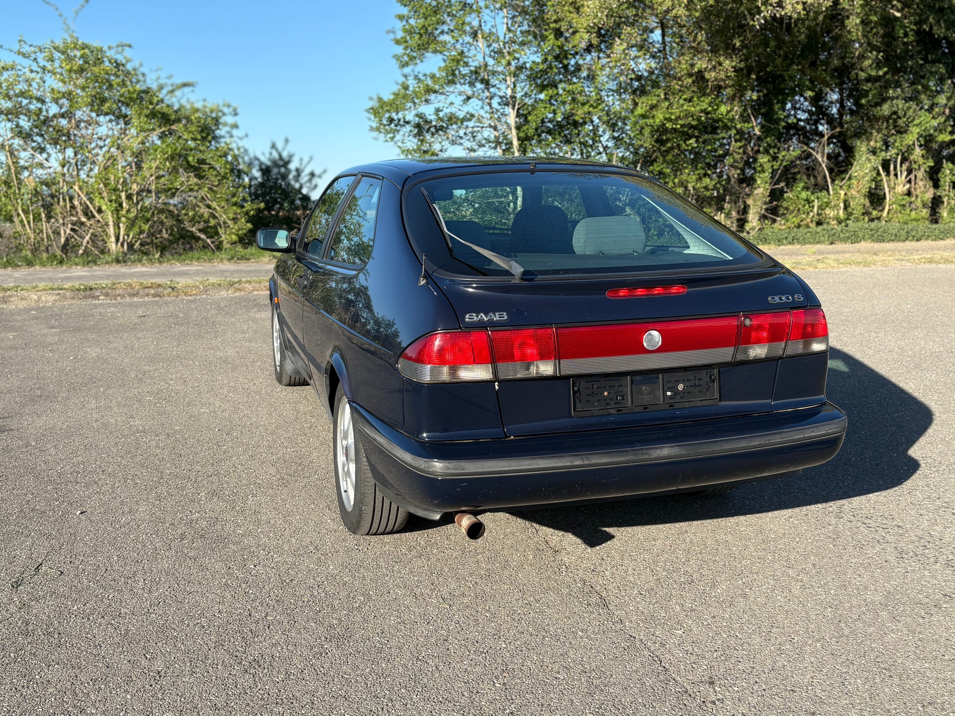 SAAB 900 S 2.0i-16-image-7