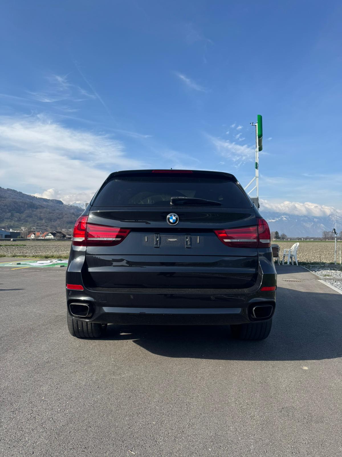 BMW X5 xDrive 50i Steptronic-image-6
