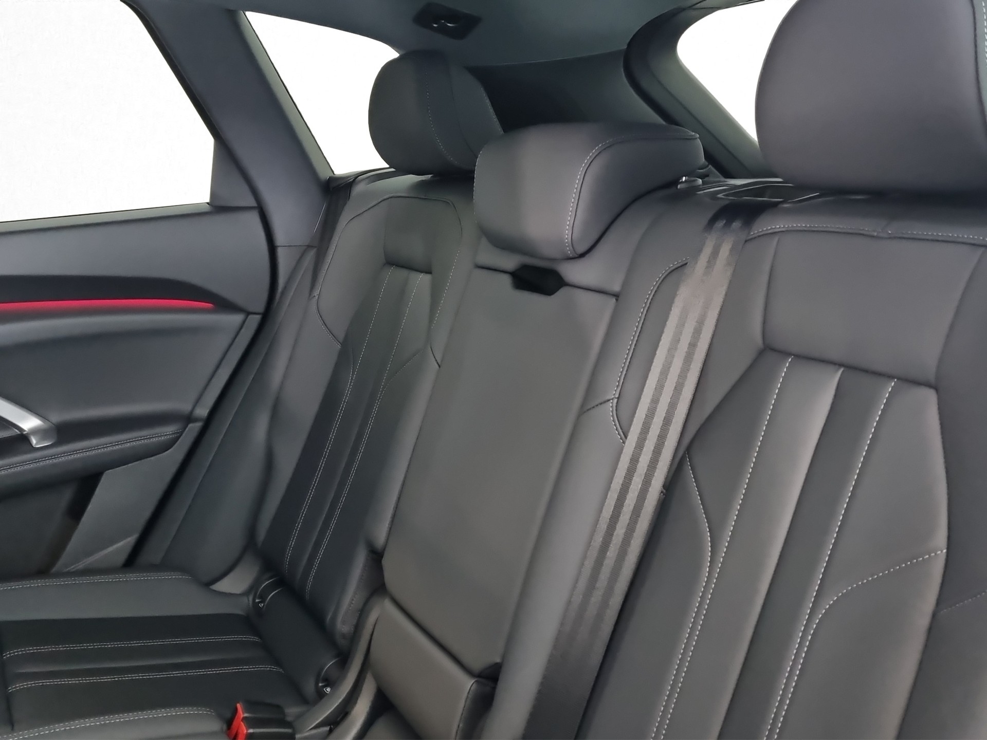 AUDI Q5 SUV 2.0 TDI quattro S-Tronic-image-6