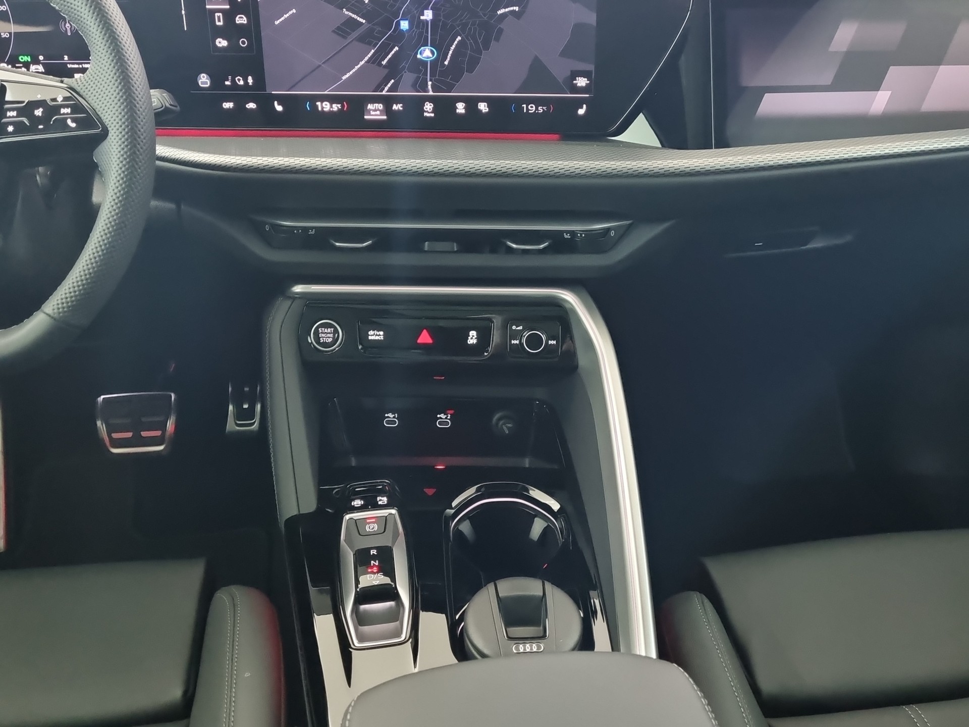 AUDI Q5 SUV 2.0 TDI quattro S-Tronic-image-9