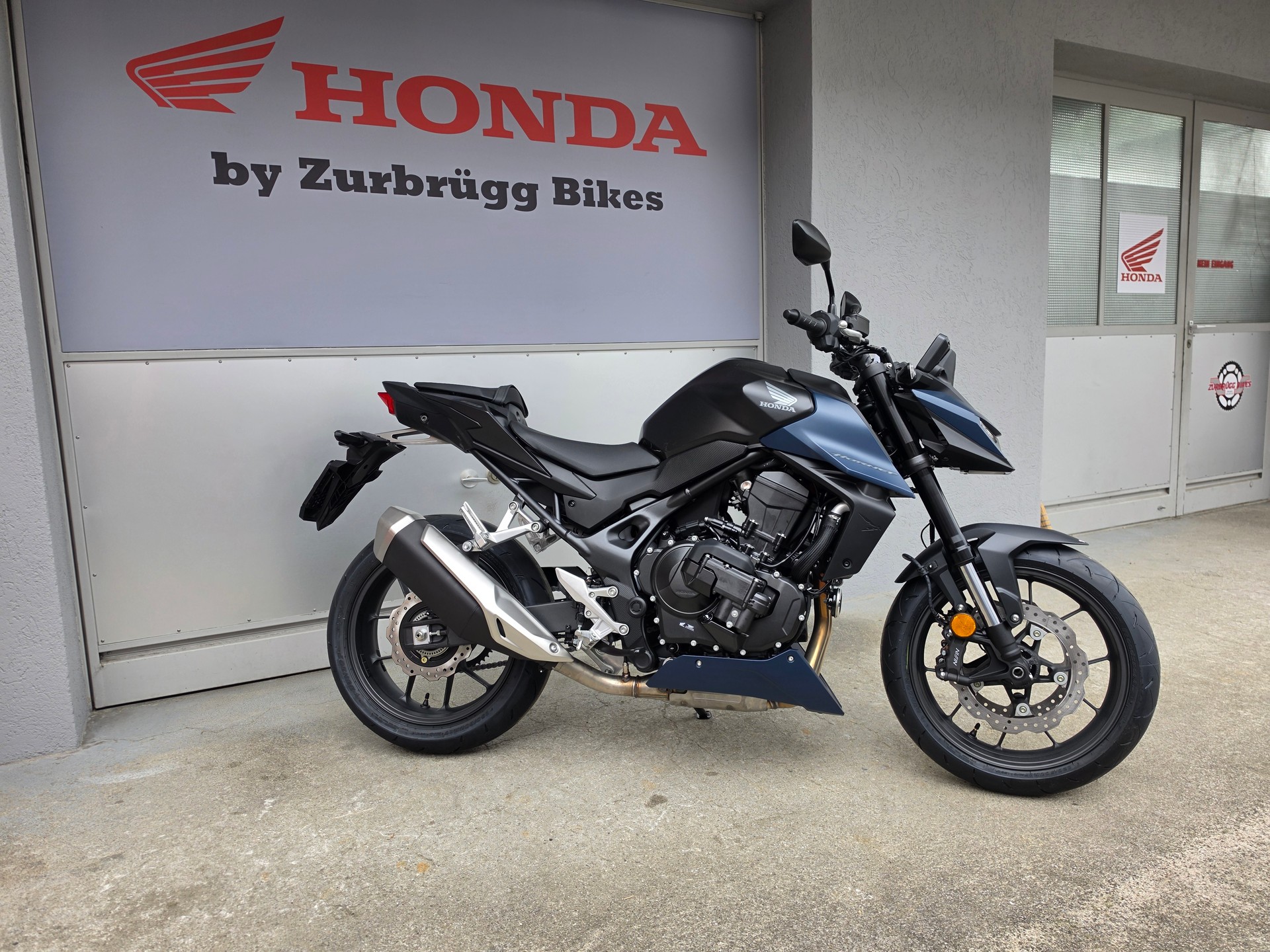 HONDA CB 750 Hornet E-clutch-showroom-element-3