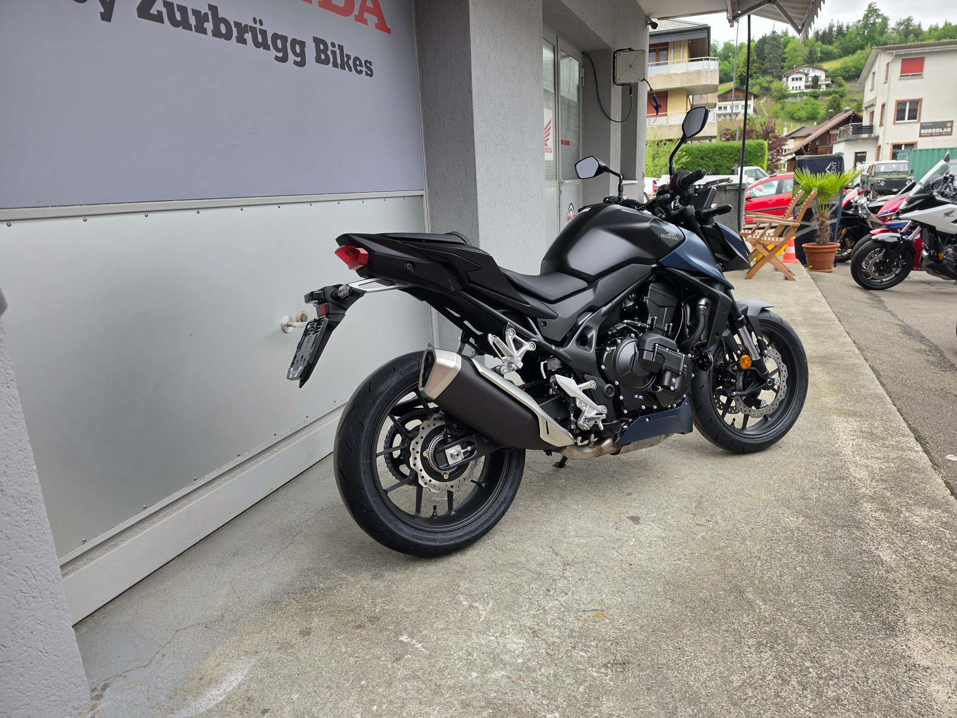 HONDA CB 750 Hornet E-clutch-showroom-element-2