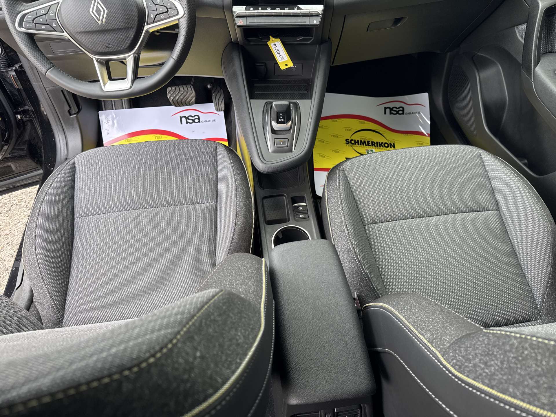 RENAULT Captur 1.8 E-Tech 160 Techno DHT-Automat-image-13