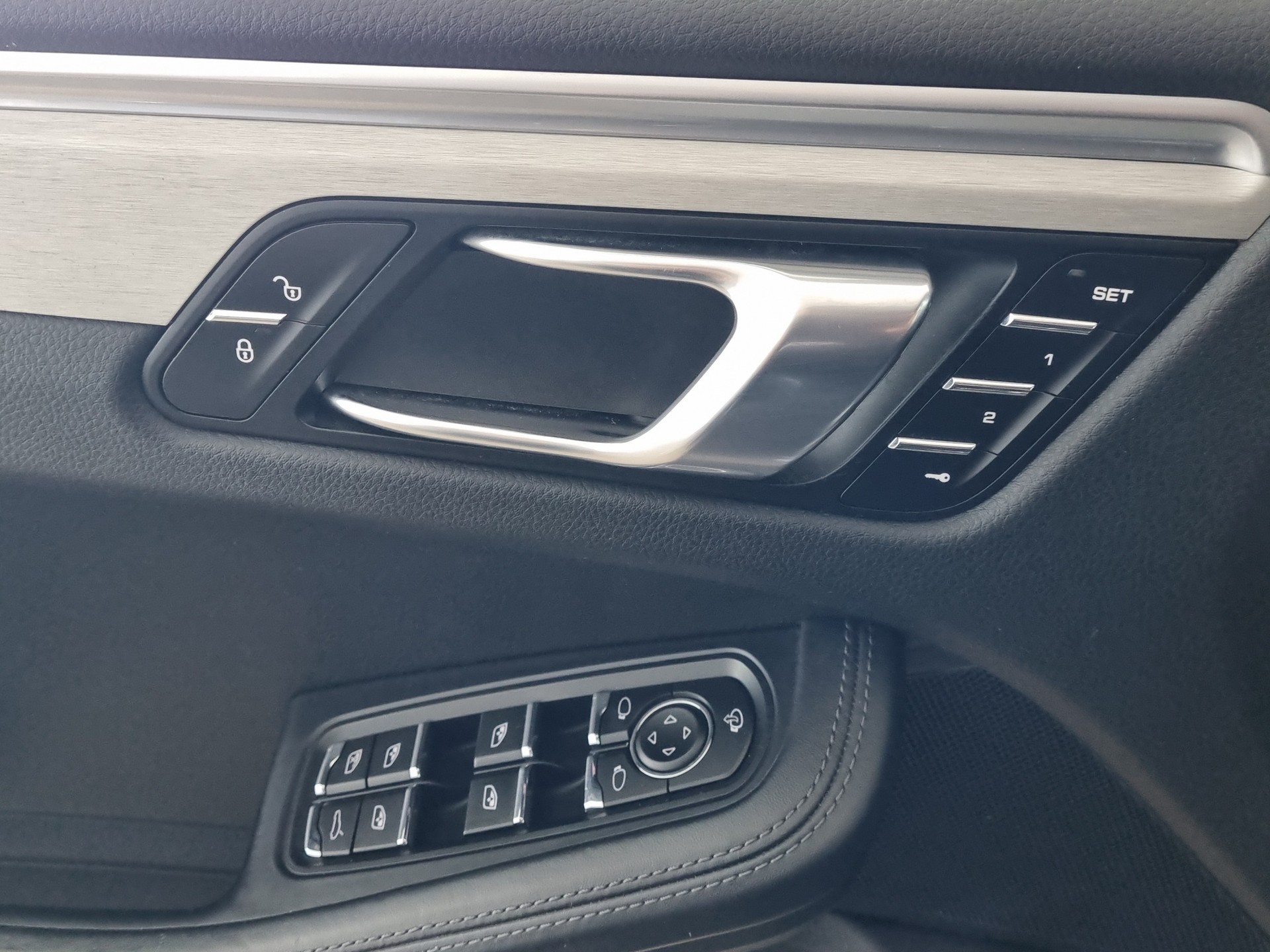 PORSCHE Macan 3.0 V6 GTS-image-10