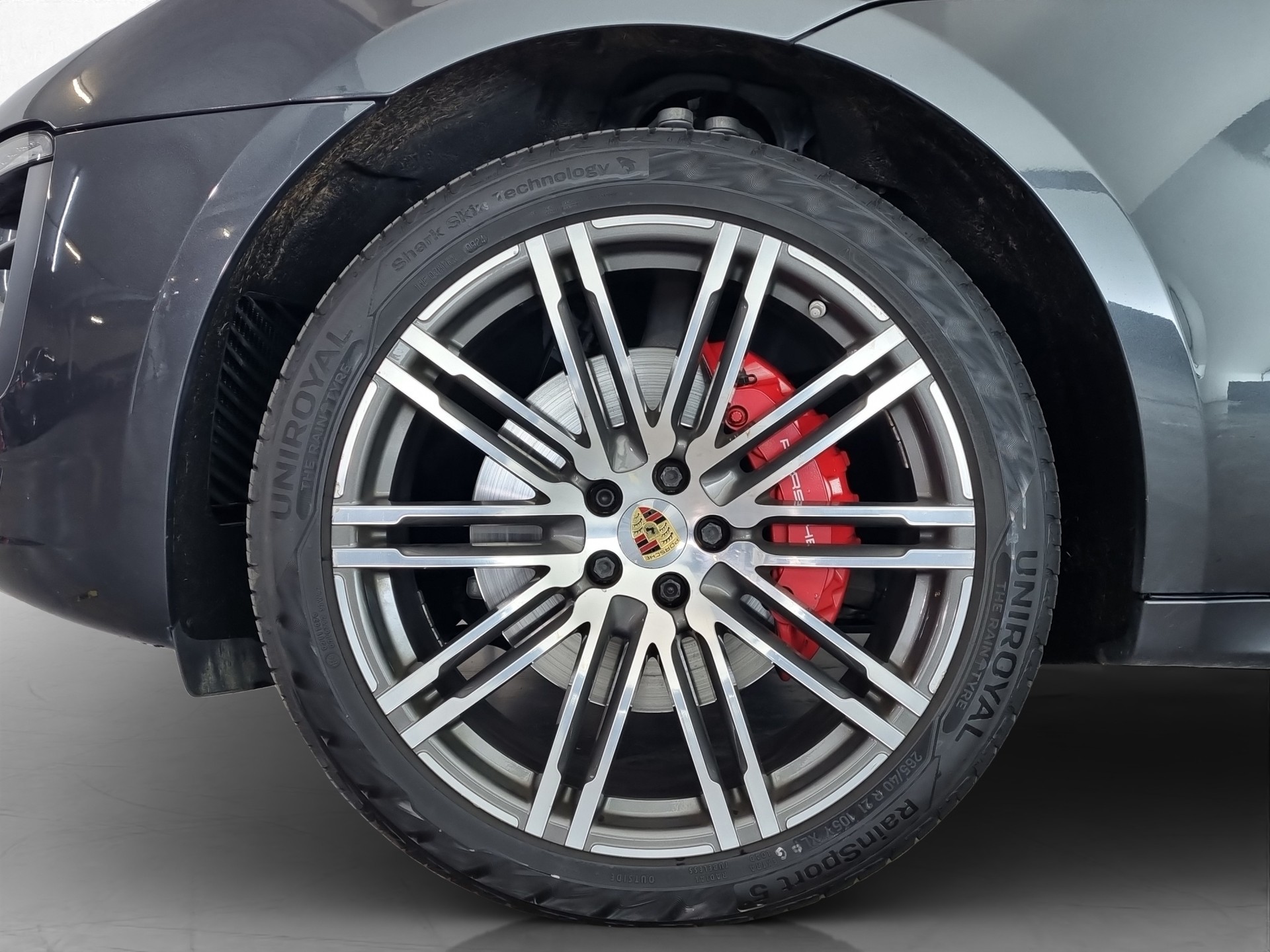 PORSCHE Macan 3.0 V6 GTS-image-15