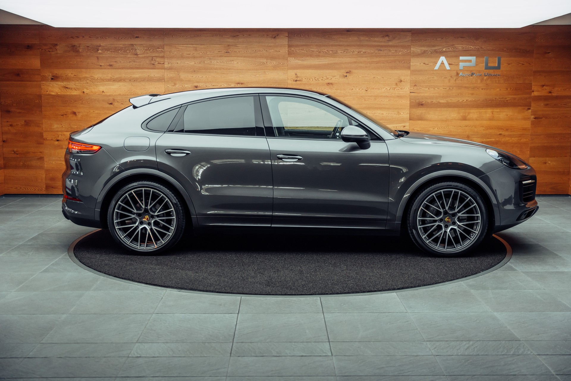 PORSCHE Cayenne S Coupé-image-9