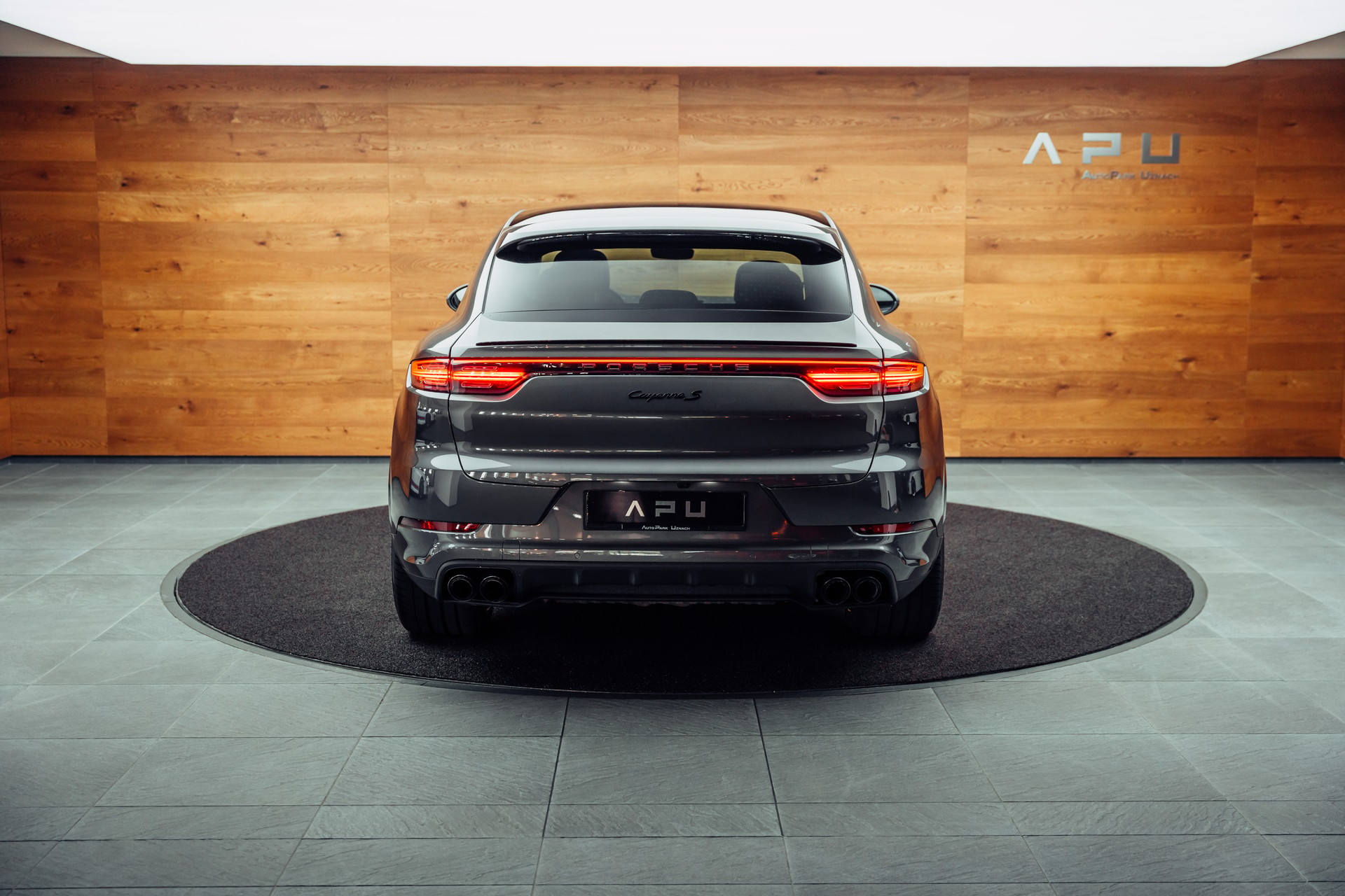 PORSCHE Cayenne S Coupé-image-19